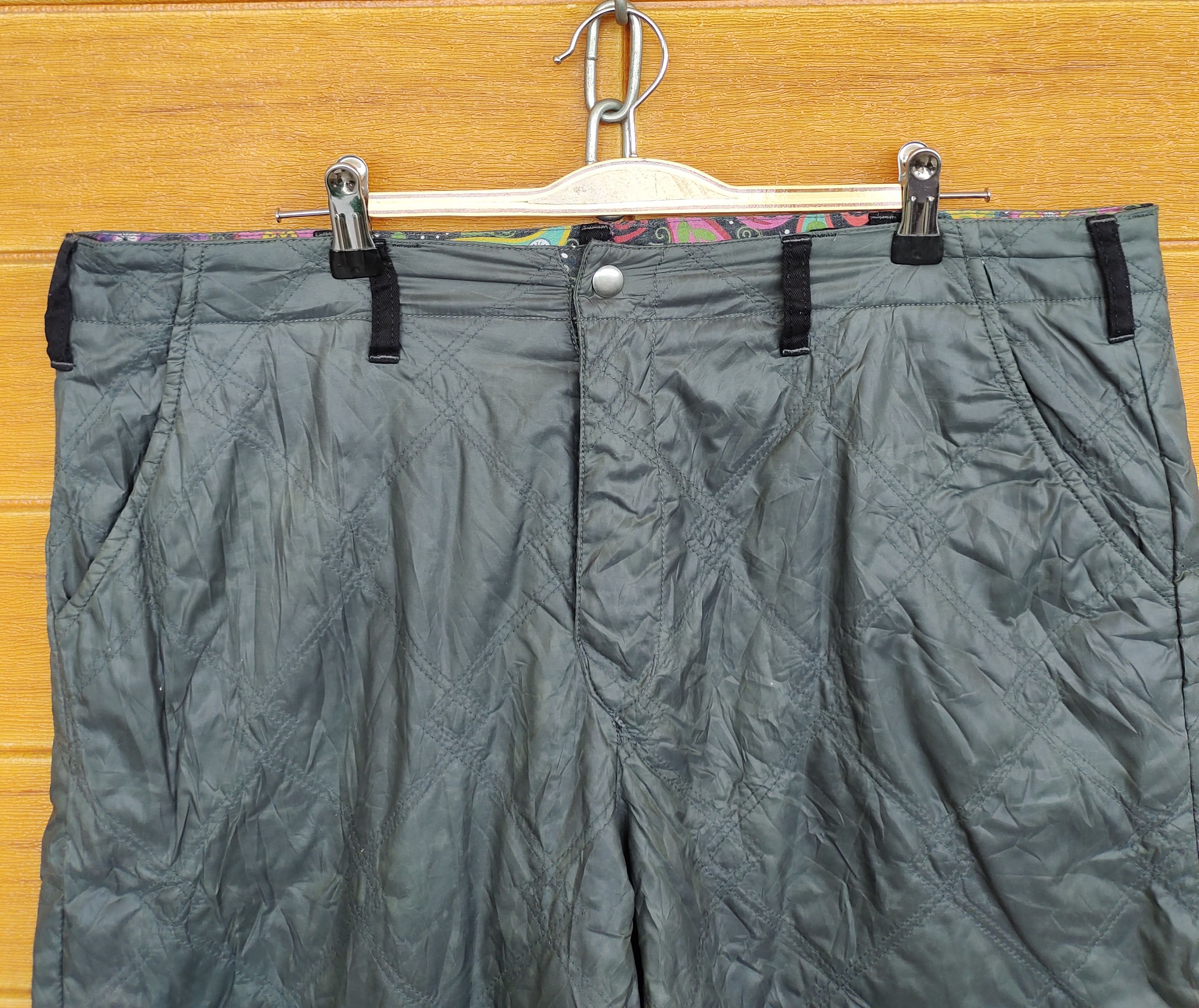 go slow caravan GO SLOW CARAWAN Paisley Fullprint Reversible Short Pants Size US 36 / EU 52 - 10 Thumbnail