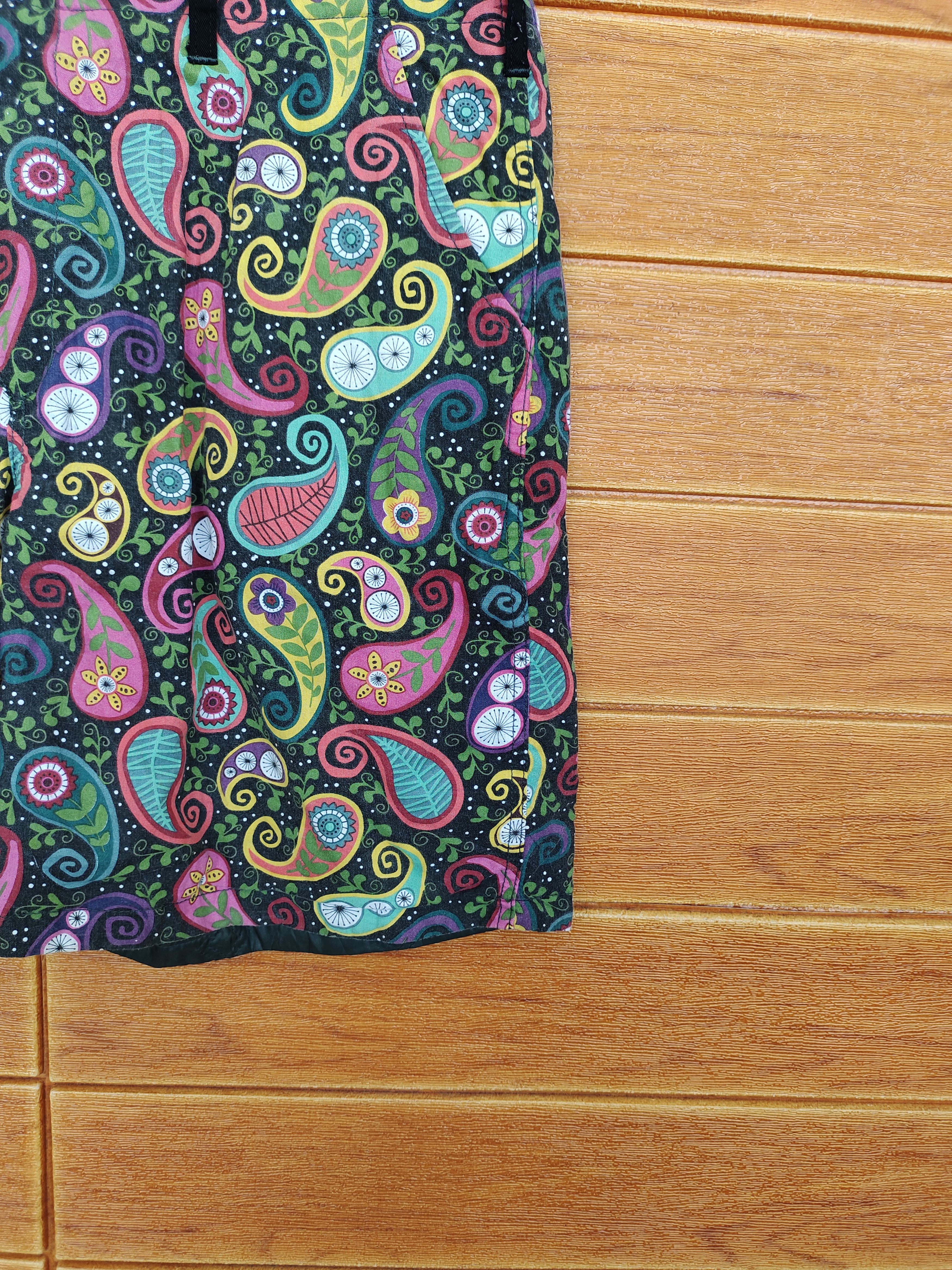 go slow caravan GO SLOW CARAWAN Paisley Fullprint Reversible Short Pants Size US 36 / EU 52 - 4 Thumbnail