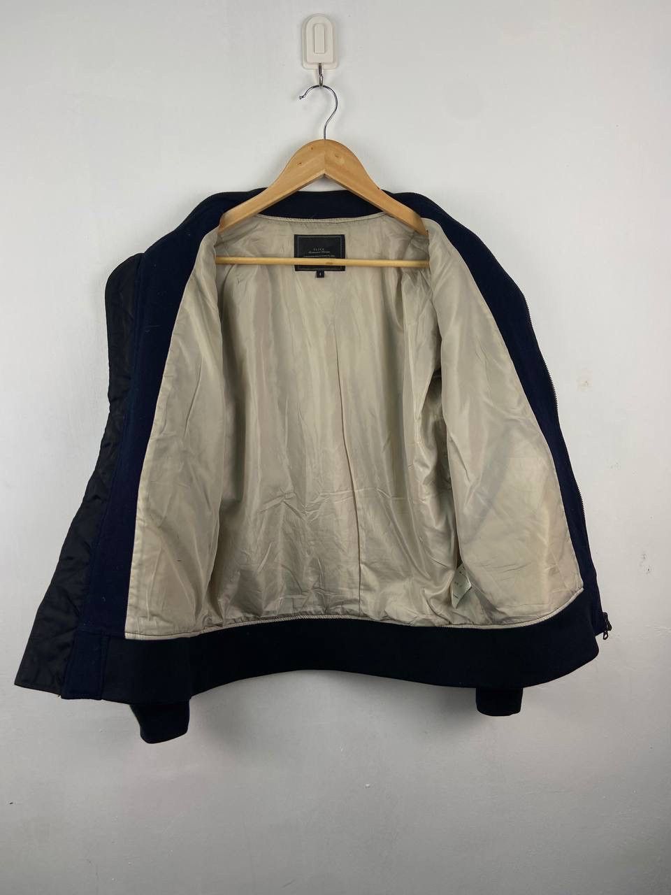 Japanese Brand Vintage Slick Navy Blue Varsity Jacket Size US M / EU 48-50 / 2 - 3 Thumbnail
