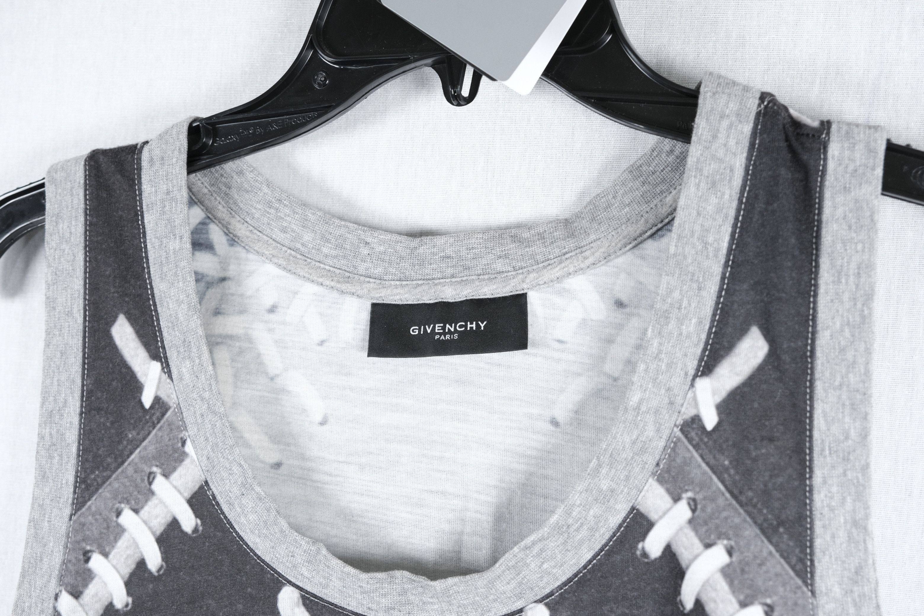 Givenchy givenchy baseball stitch tank Size US L / EU 52-54 / 3 - 3 Thumbnail