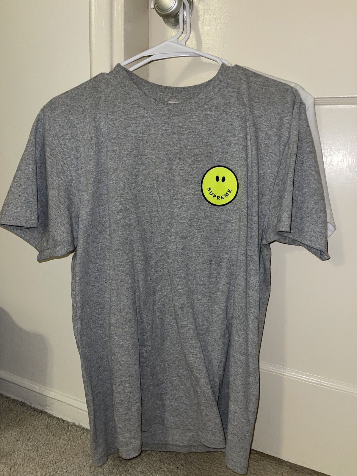 Supreme Supreme Grey Smiley Face Whatever Tee Size US M / EU 48-50 / 2 - 1 Thumbnail