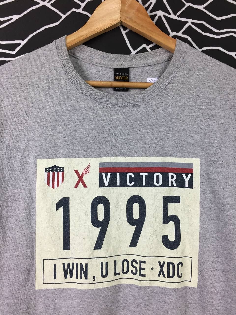10 Deep Vtg 10DEEP Polo Stadium Rip Off Design Streetwear Tee Size US L / EU 52-54 / 3 - 4 Thumbnail
