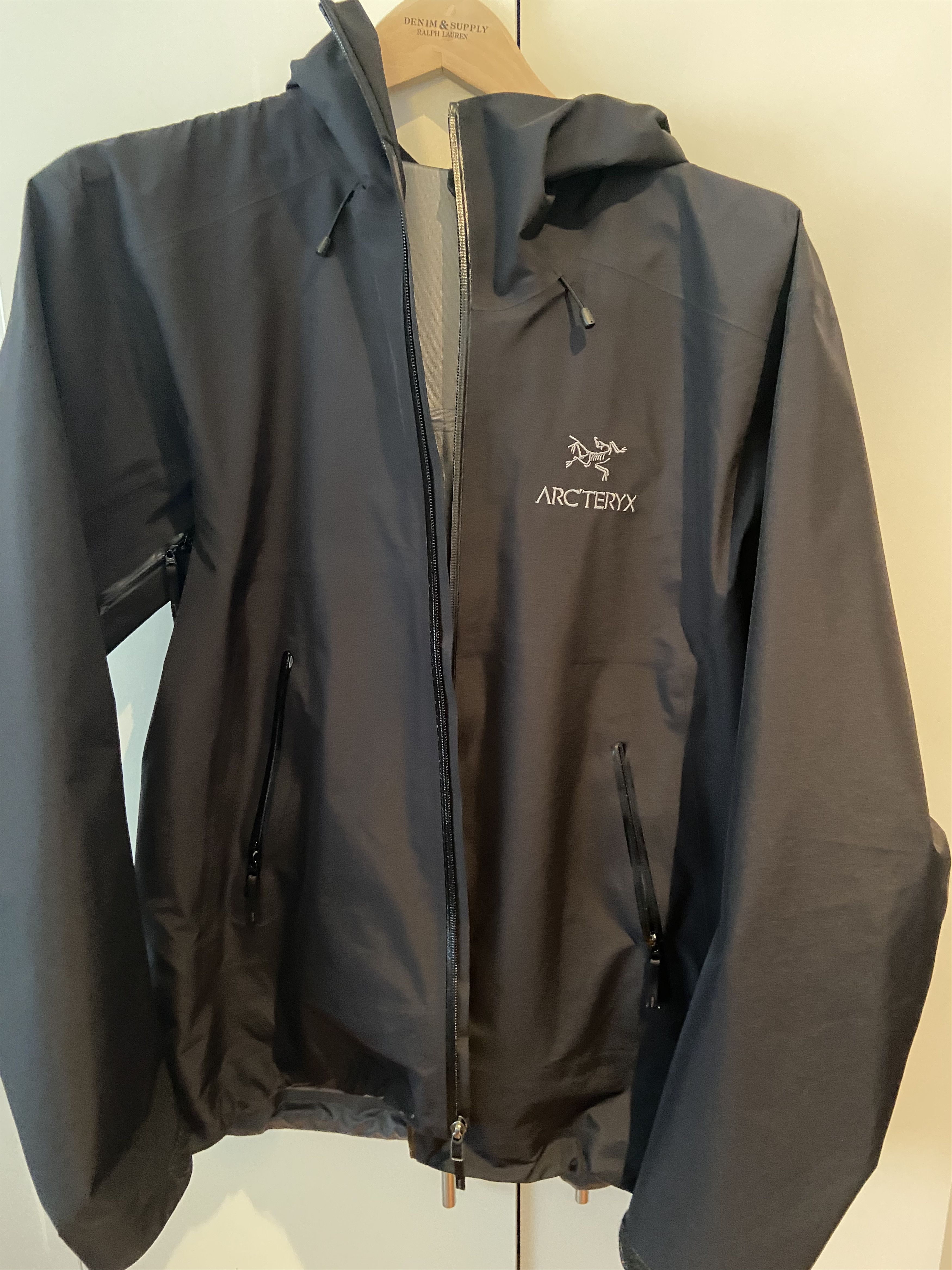 Arc’teryx Beta Jacket