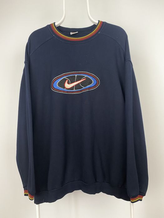 Nike vintage black online sweatshirt