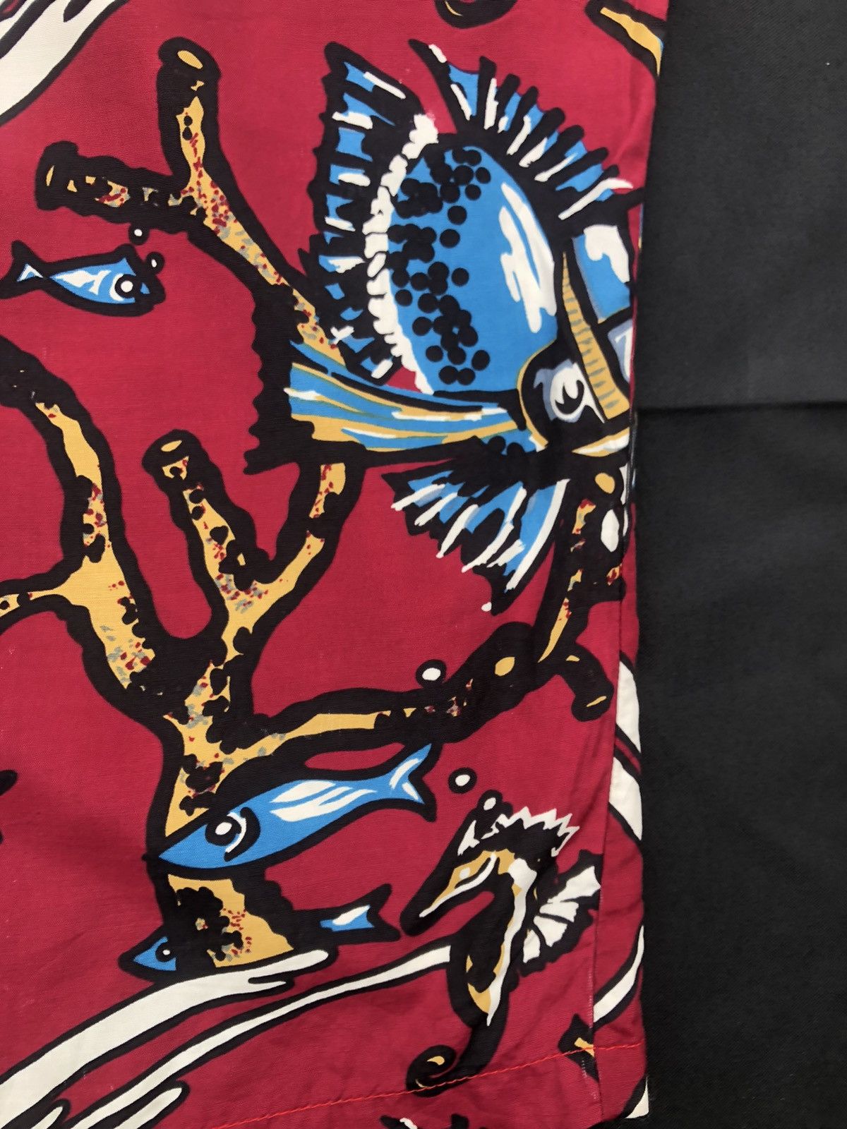 Vintage Vintage Pineapple Juice Marine Life Distress Rayon Hawaiian Size US M / EU 48-50 / 2 - 21 Thumbnail