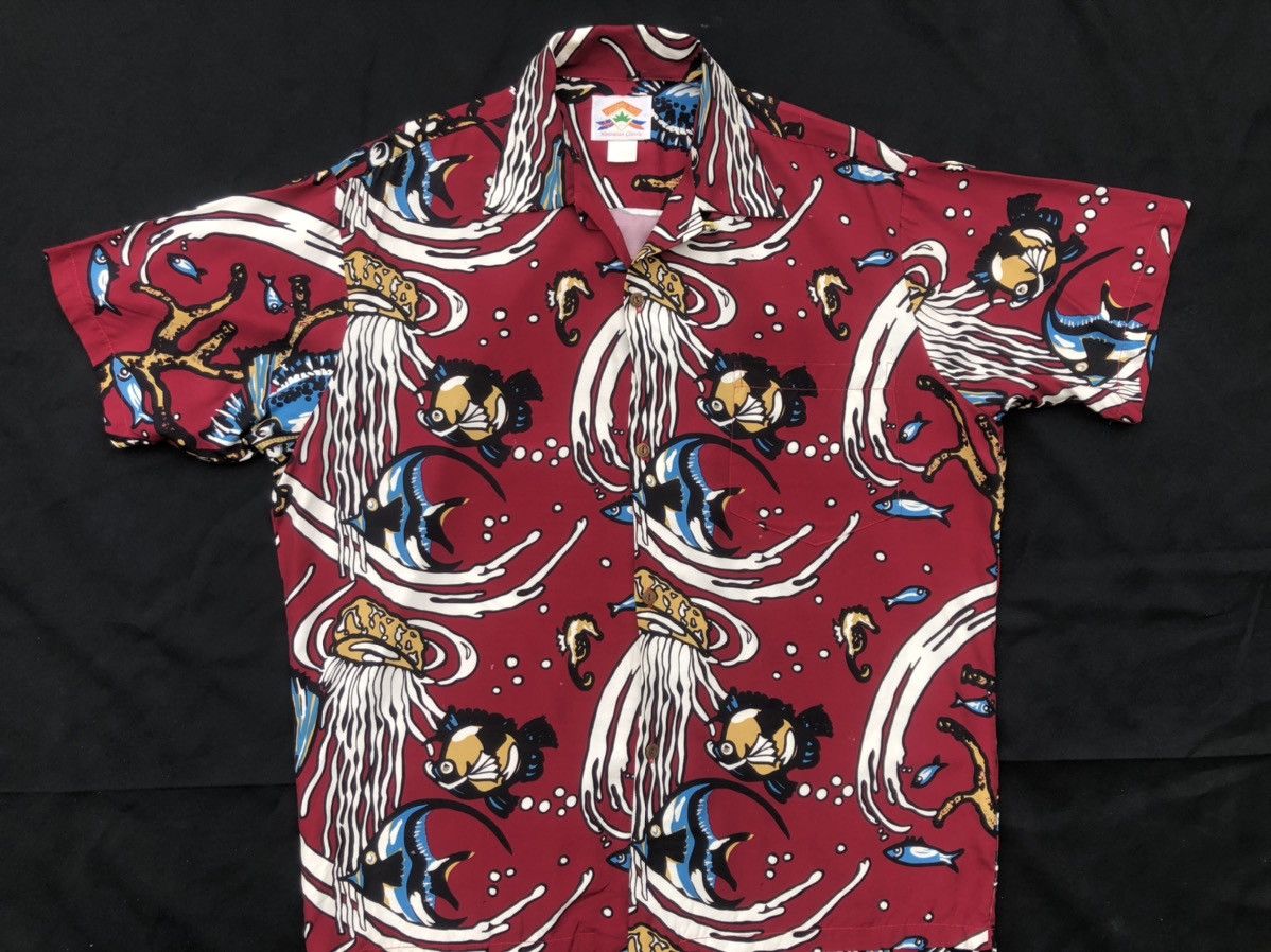 Vintage Vintage Pineapple Juice Marine Life Distress Rayon Hawaiian Size US M / EU 48-50 / 2 - 1 Thumbnail