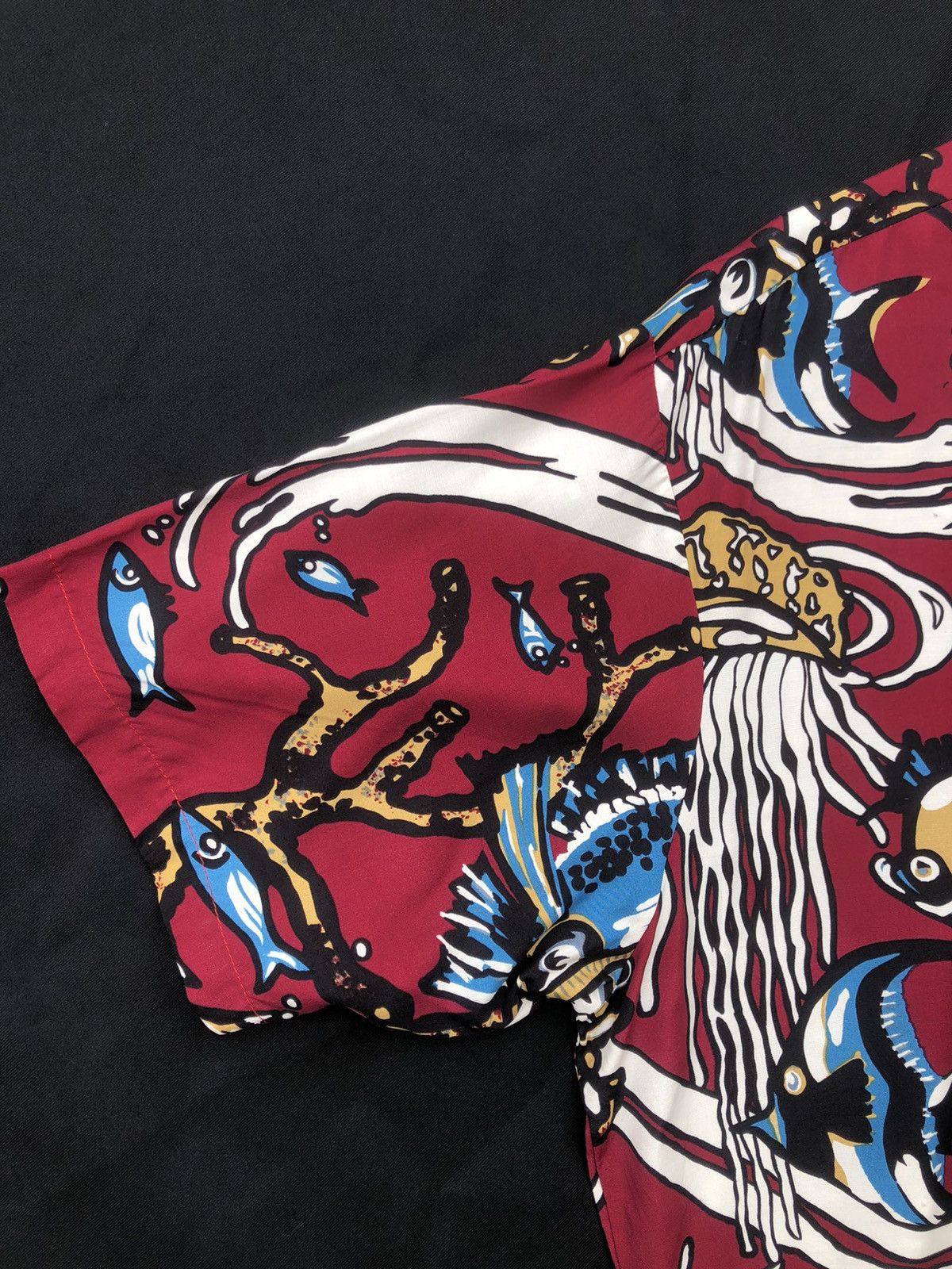Vintage Vintage Pineapple Juice Marine Life Distress Rayon Hawaiian Size US M / EU 48-50 / 2 - 2 Thumbnail