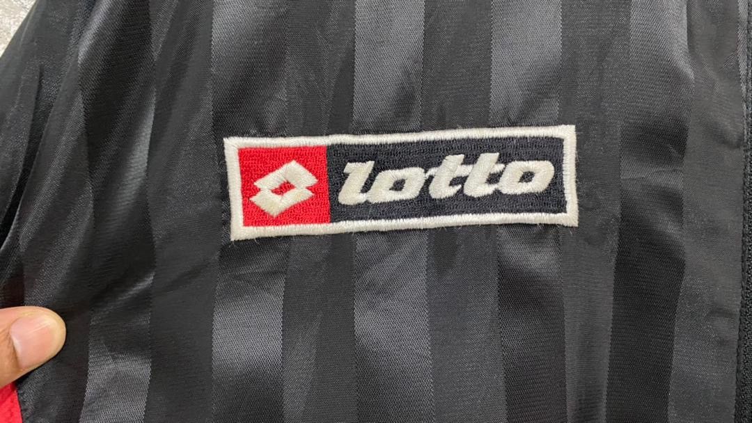 Lotto Sport × Vintage Vintage Lotto Italian Sport Design Windbreaker Jacket Size US L / EU 52-54 / 3 - 4 Thumbnail