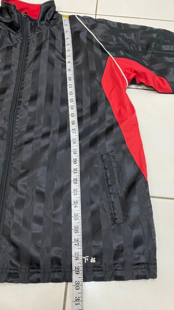 Lotto Sport × Vintage Vintage Lotto Italian Sport Design Windbreaker Jacket Size US L / EU 52-54 / 3 - 9 Thumbnail