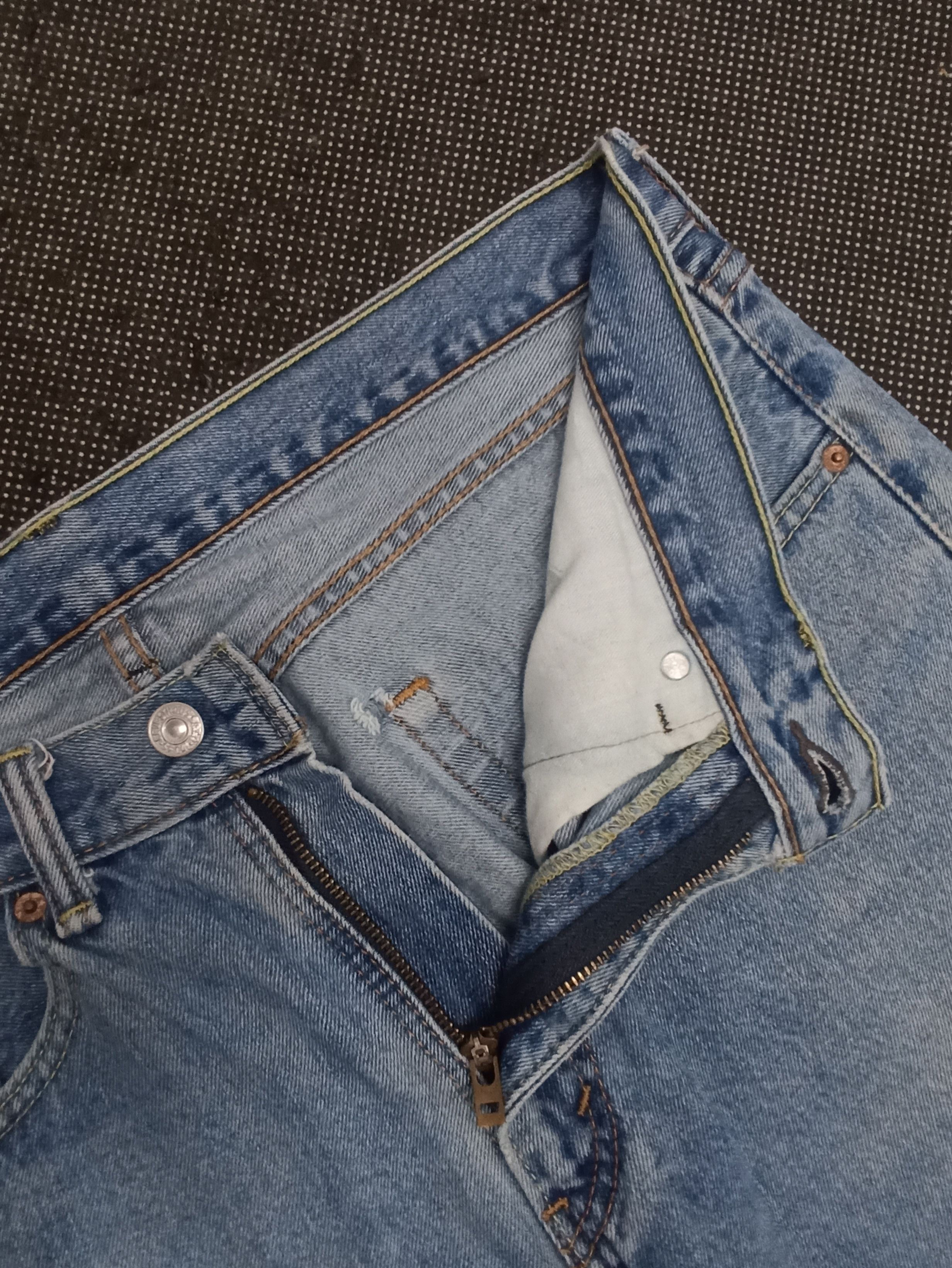 Jean × Levi's × Vintage VINTAGE LEVIS 505 BLUE WASH JEANS -J333 Size US 35 - 3 Thumbnail