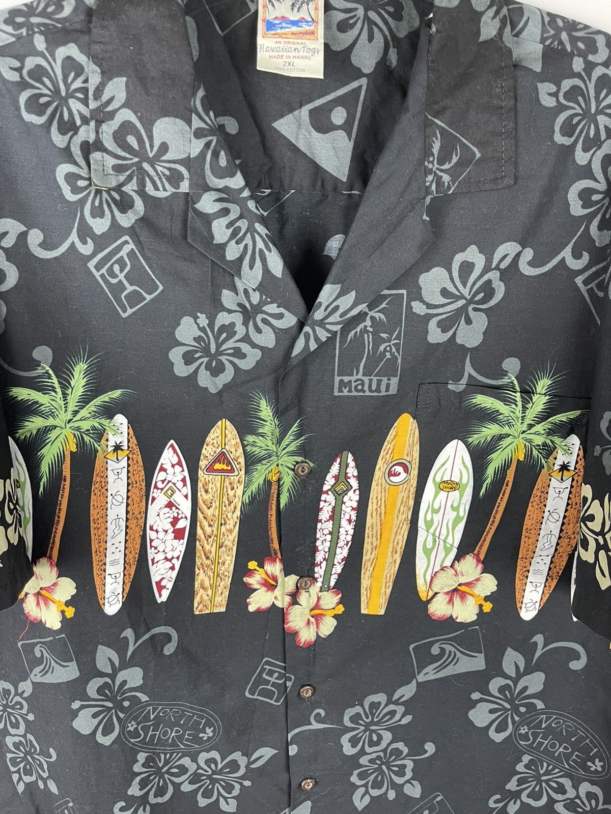 Hawaiian togs vntg made in Hawaii beach surfing print shirt
