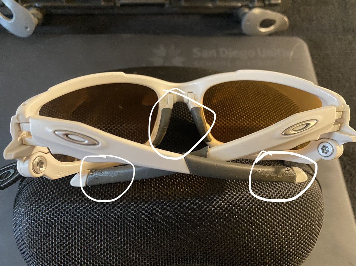 Oakley OAKLEY JAWBONE SUNGLASS White Frame Silver Icon