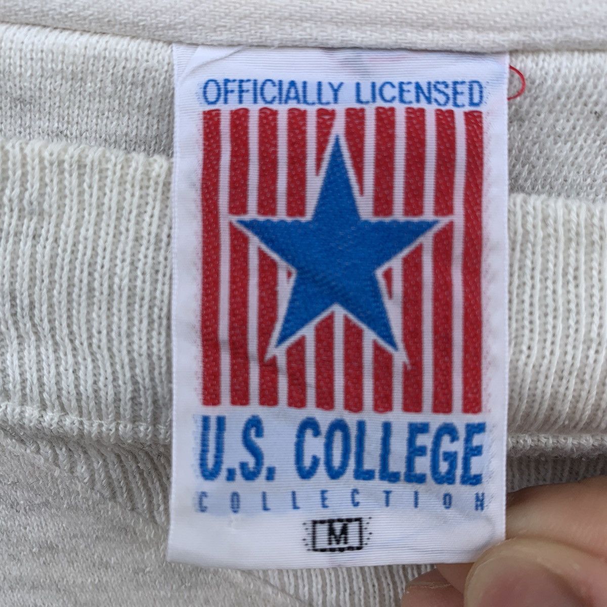 George × Vintage 90’s Georgetown University Size US M / EU 48-50 / 2 - 6 Thumbnail