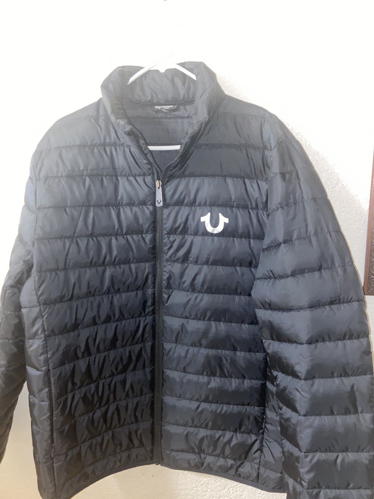 True Religion Brand new True religion light puffer jacket Size US M / EU 48-50 / 2 - 3 Thumbnail