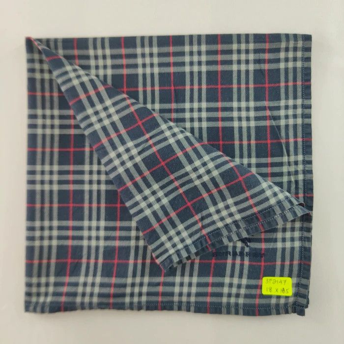 Burberry Handkerchief/ Neckerchief/ Bandana - 3F2147 Size ONE SIZE - 2 Thumbnail