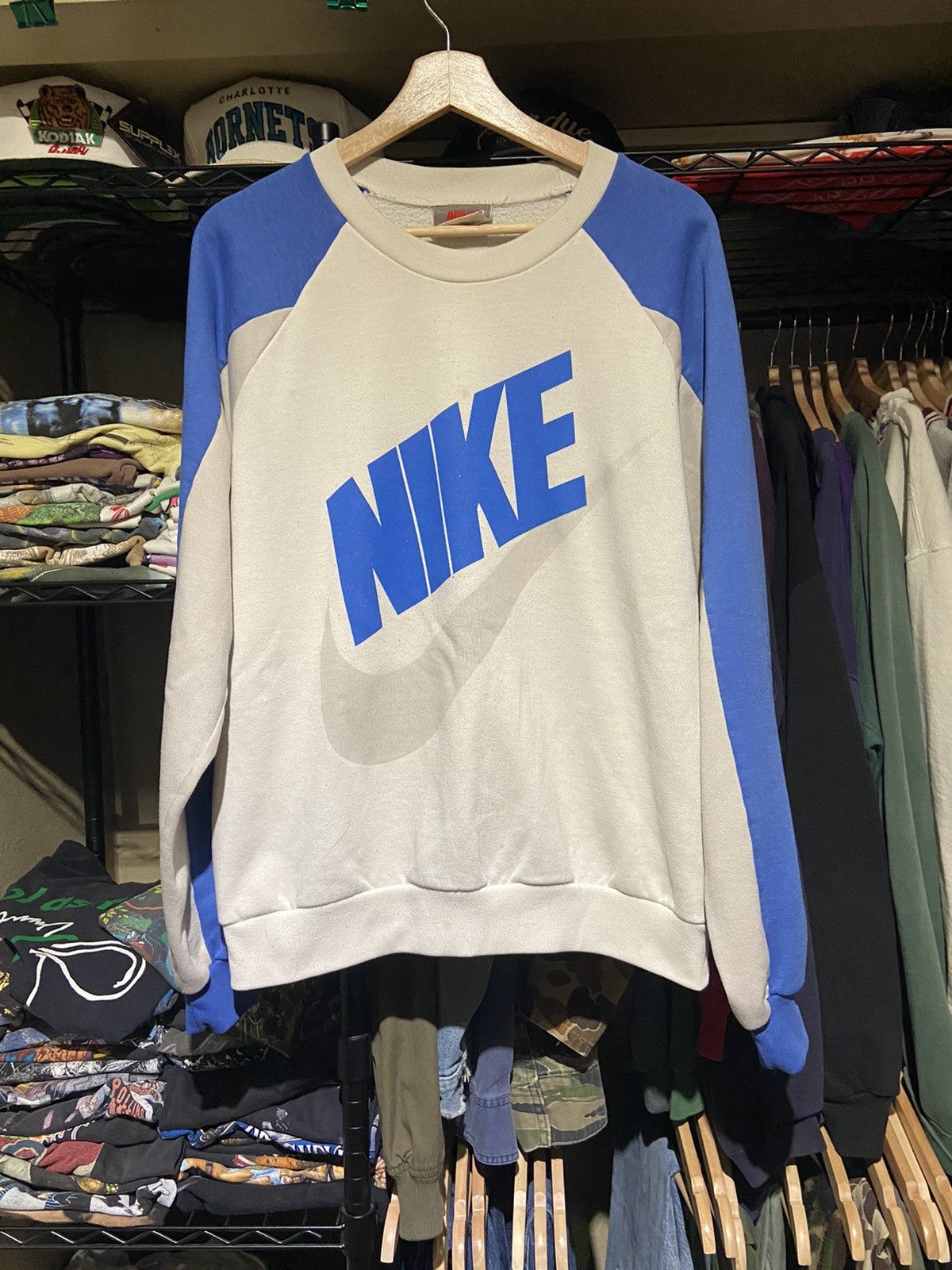 bootleg nike spellout sweatshirt