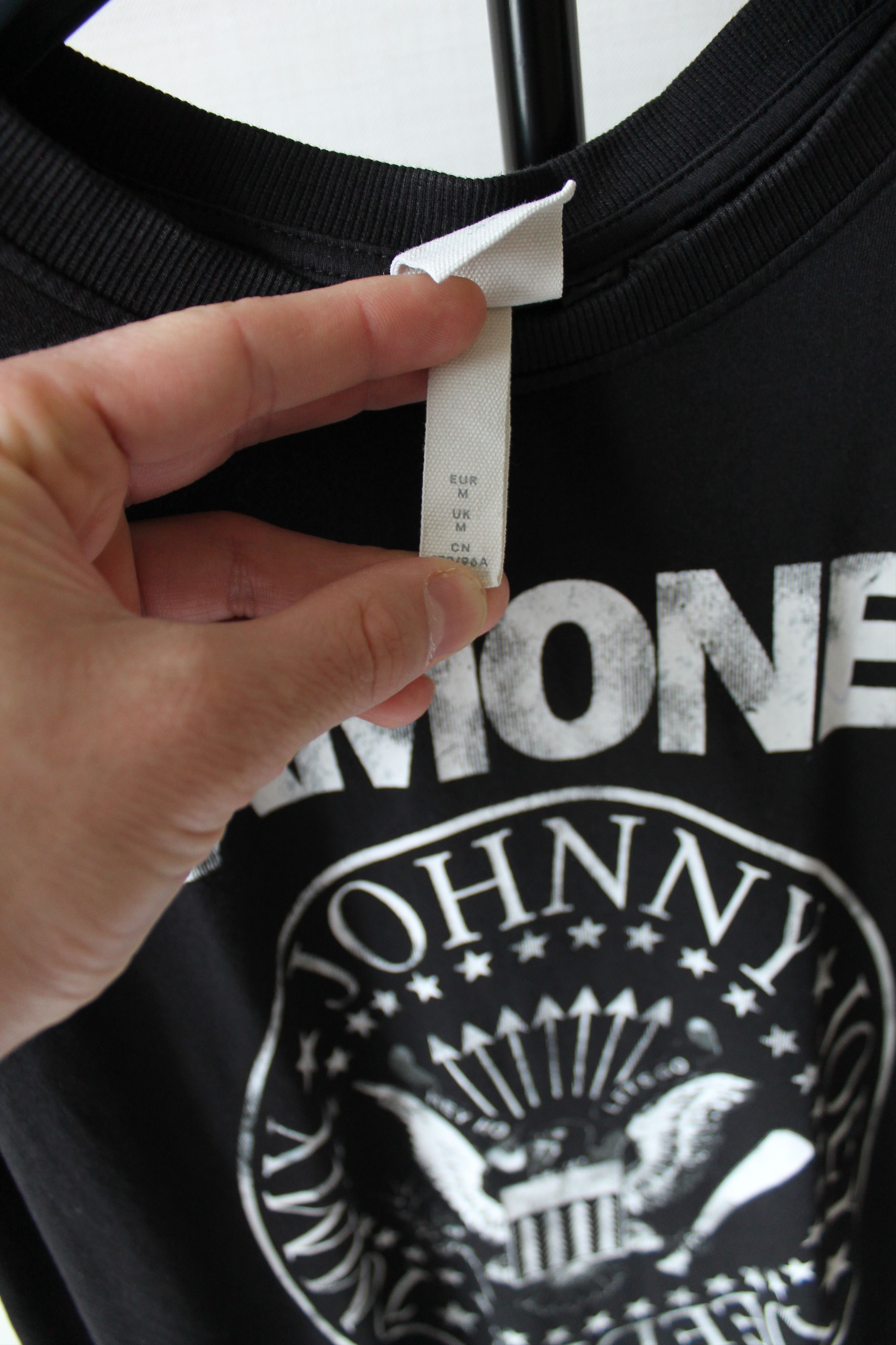 Band Tees RAMONES Band Black t-shirt H&M Cotton Short Sleeve Size US M / EU 48-50 / 2 - 4 Thumbnail