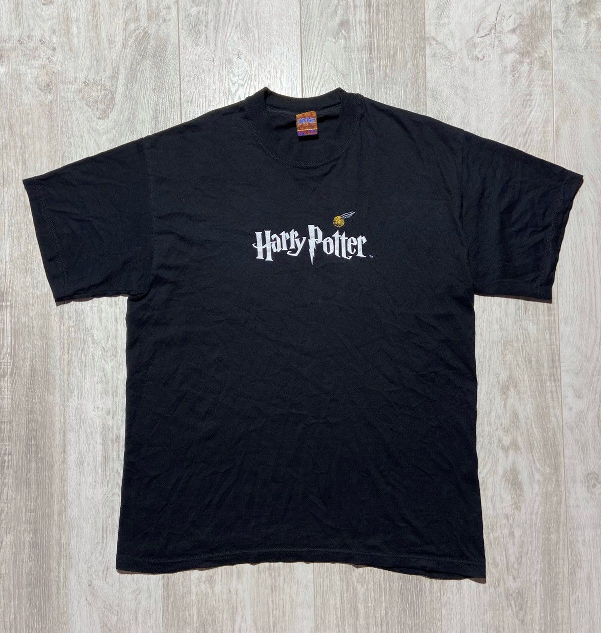 Vintage Vintage 2000 Harry Potter Central Logo T-Shirt Size US L / EU 52-54 / 3 - 1 Thumbnail