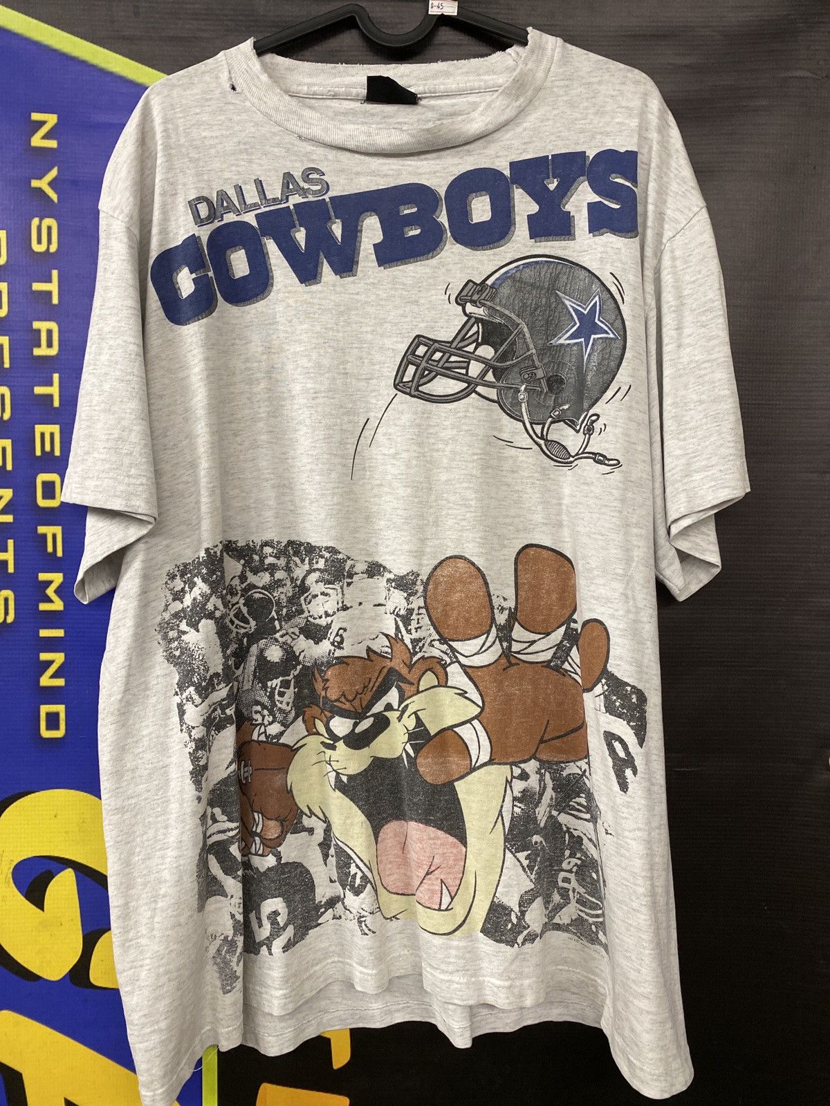 Vintage Dallas Cowboys Taz Tee Size L - ShopperBoard