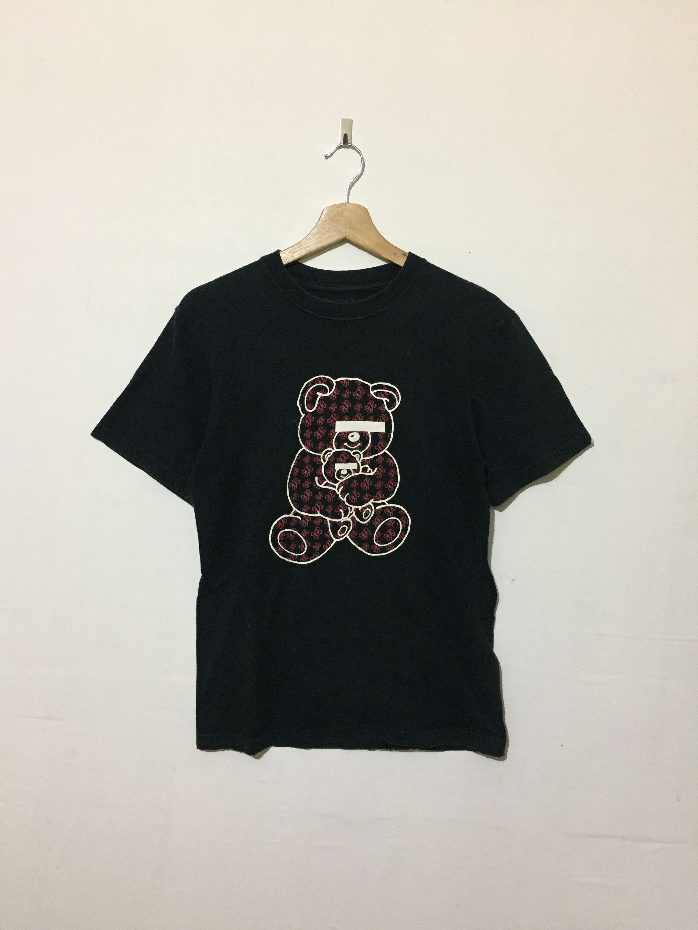 Undercover Undercoverlaboratories Bear By Jun Takahashi Size M Size US M / EU 48-50 / 2 - 1 Thumbnail