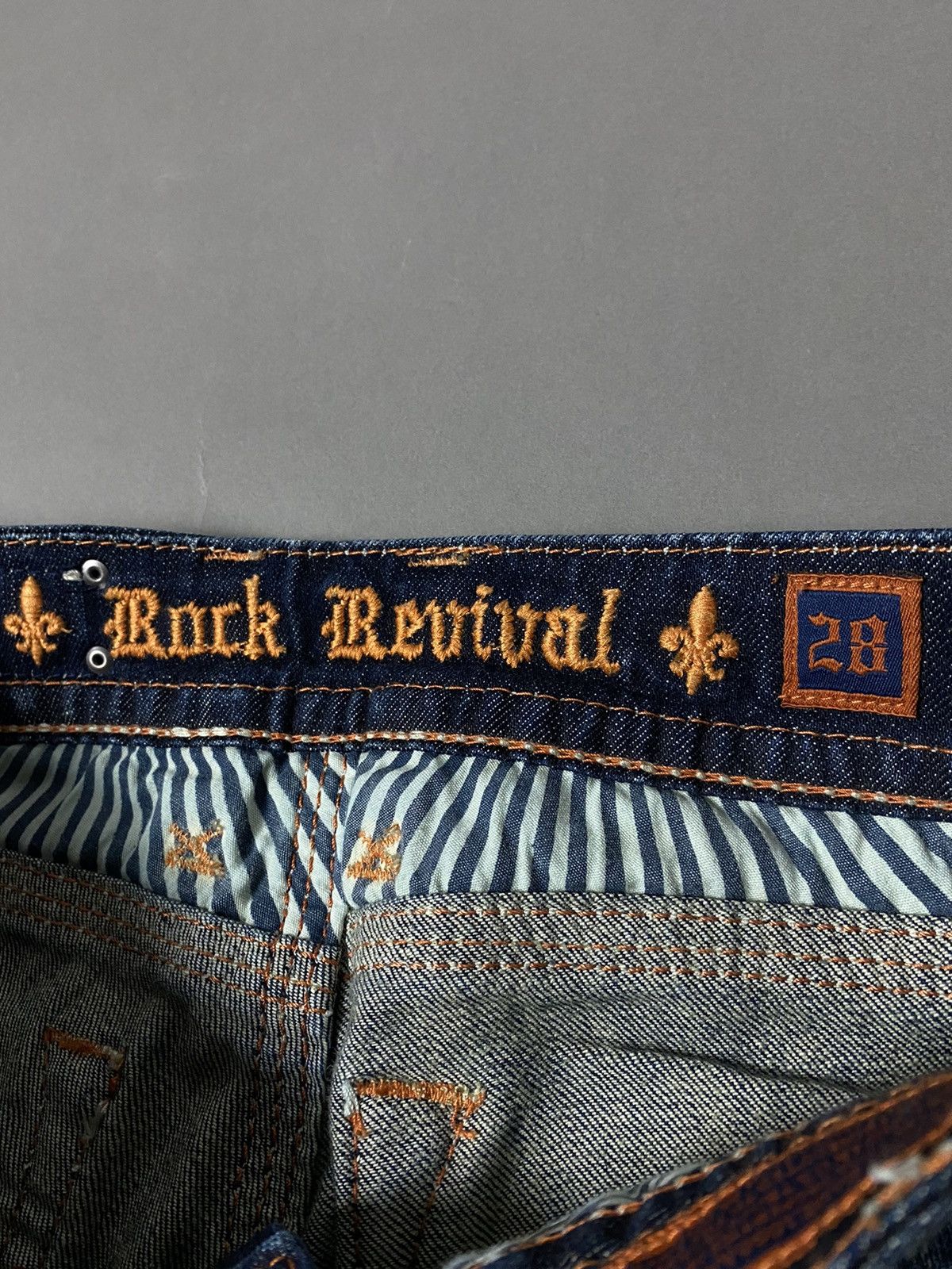 Rock Revival Rock Revival vintage jeans shorts denim pants Y2K Size US 28 / EU 44 - 4 Thumbnail