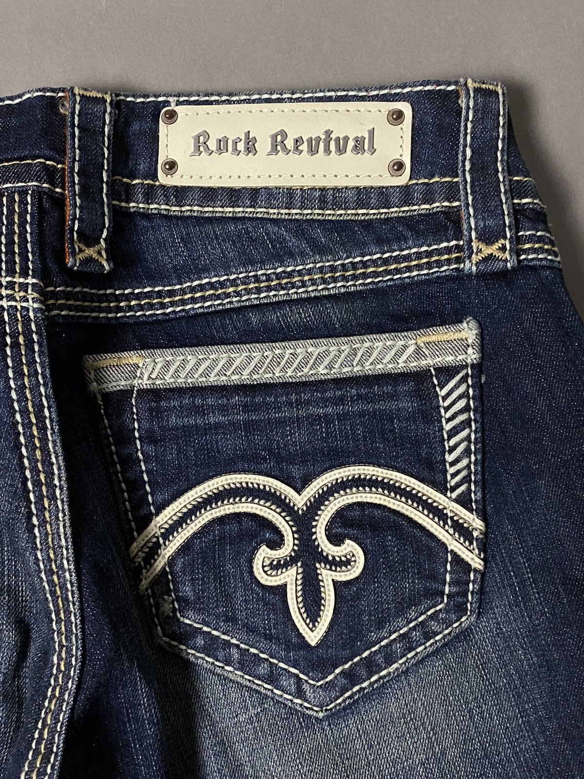 Rock Revival Rock Revival vintage jeans shorts denim pants Y2K Size US 28 / EU 44 - 2 Thumbnail