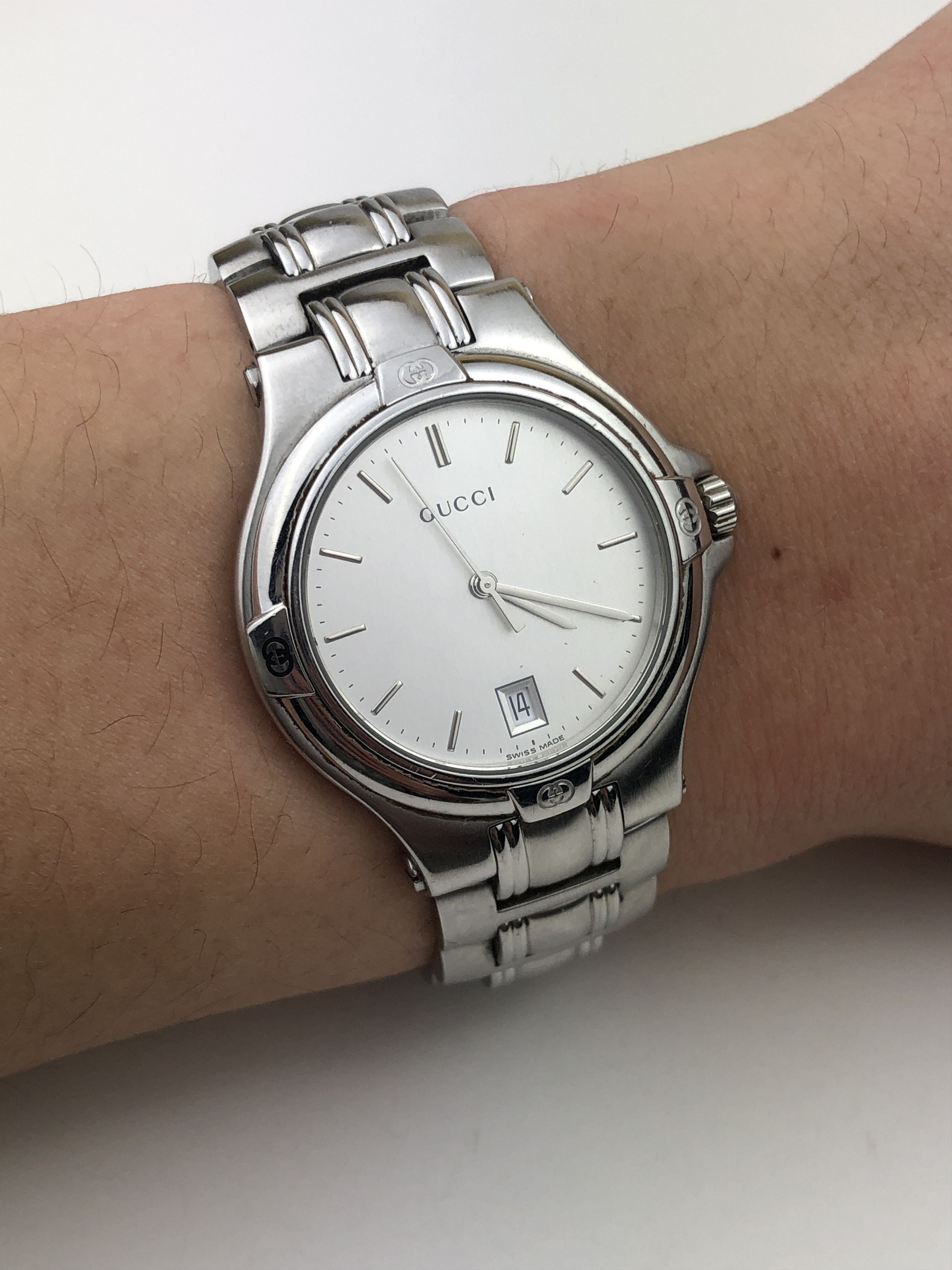 Gucci Gucci 9040M Silver Watch new battery Grailed