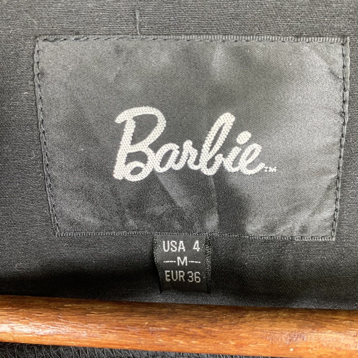 Japanese Brand Japanese Brand Barbie TM Trench Jacket Size US M / EU 48-50 / 2 - 7 Thumbnail