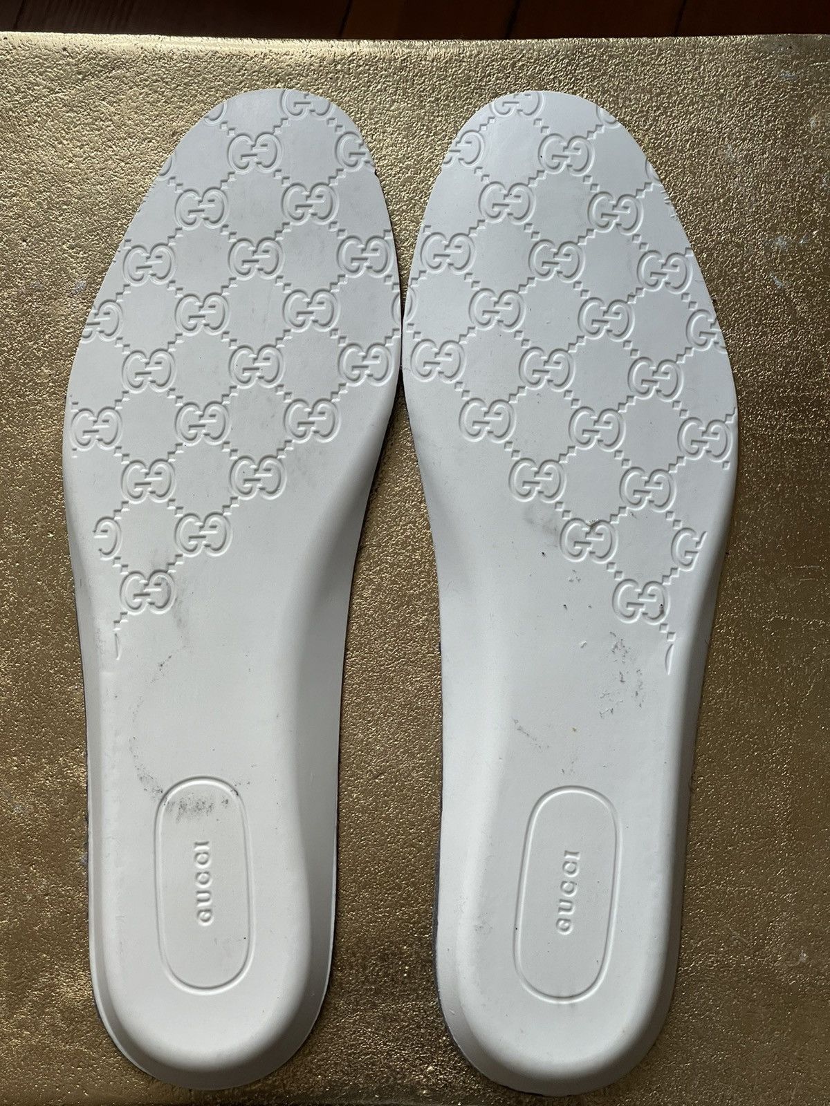 Gucci Gucci Rython Sneakers (Beige/Ebony) Size US 11 / EU 44 - 9 Thumbnail