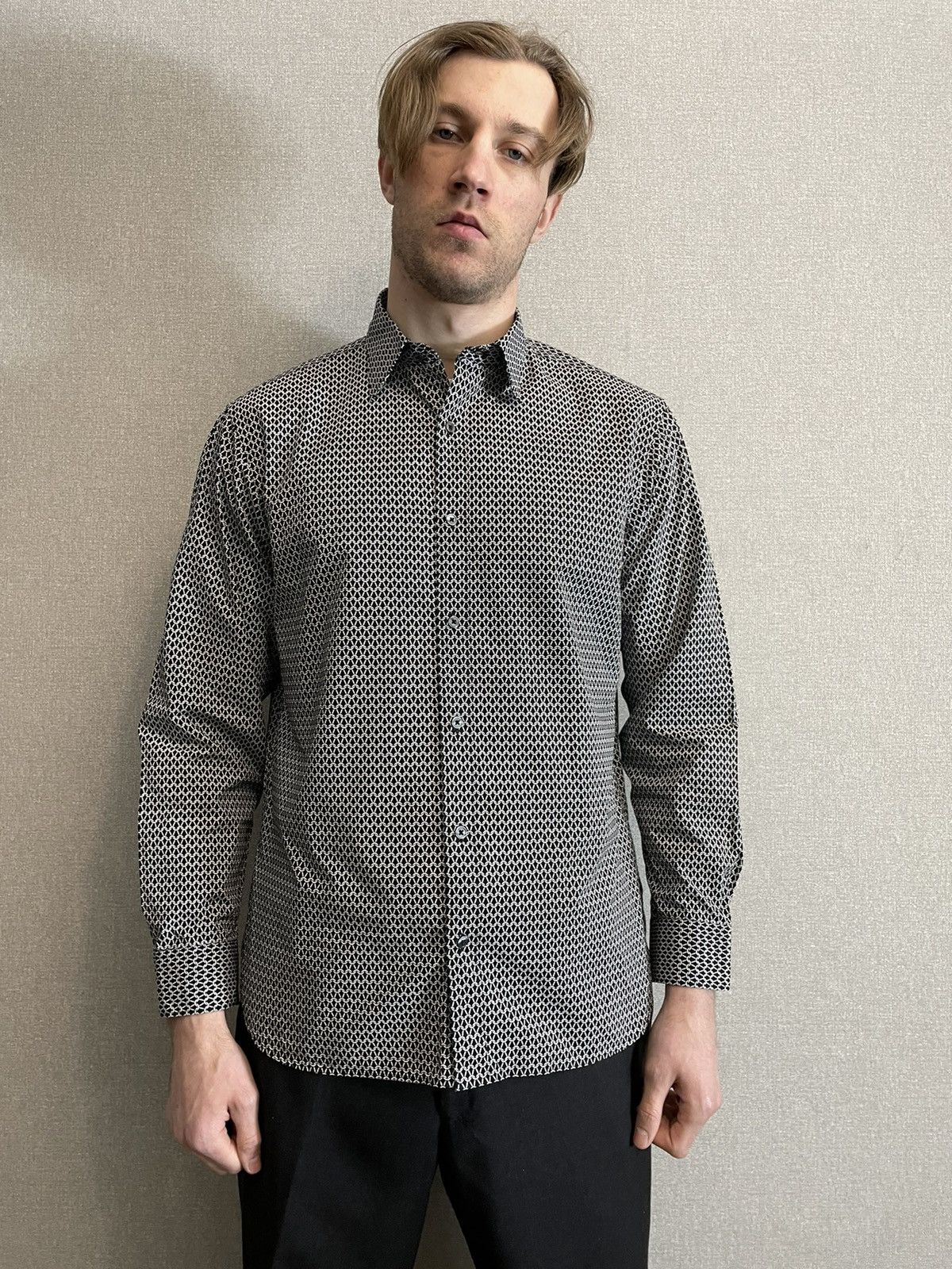 Michael Kors Michael Kors monogram print shirt long sleeve size L Size US L / EU 52-54 / 3 - 6 Thumbnail