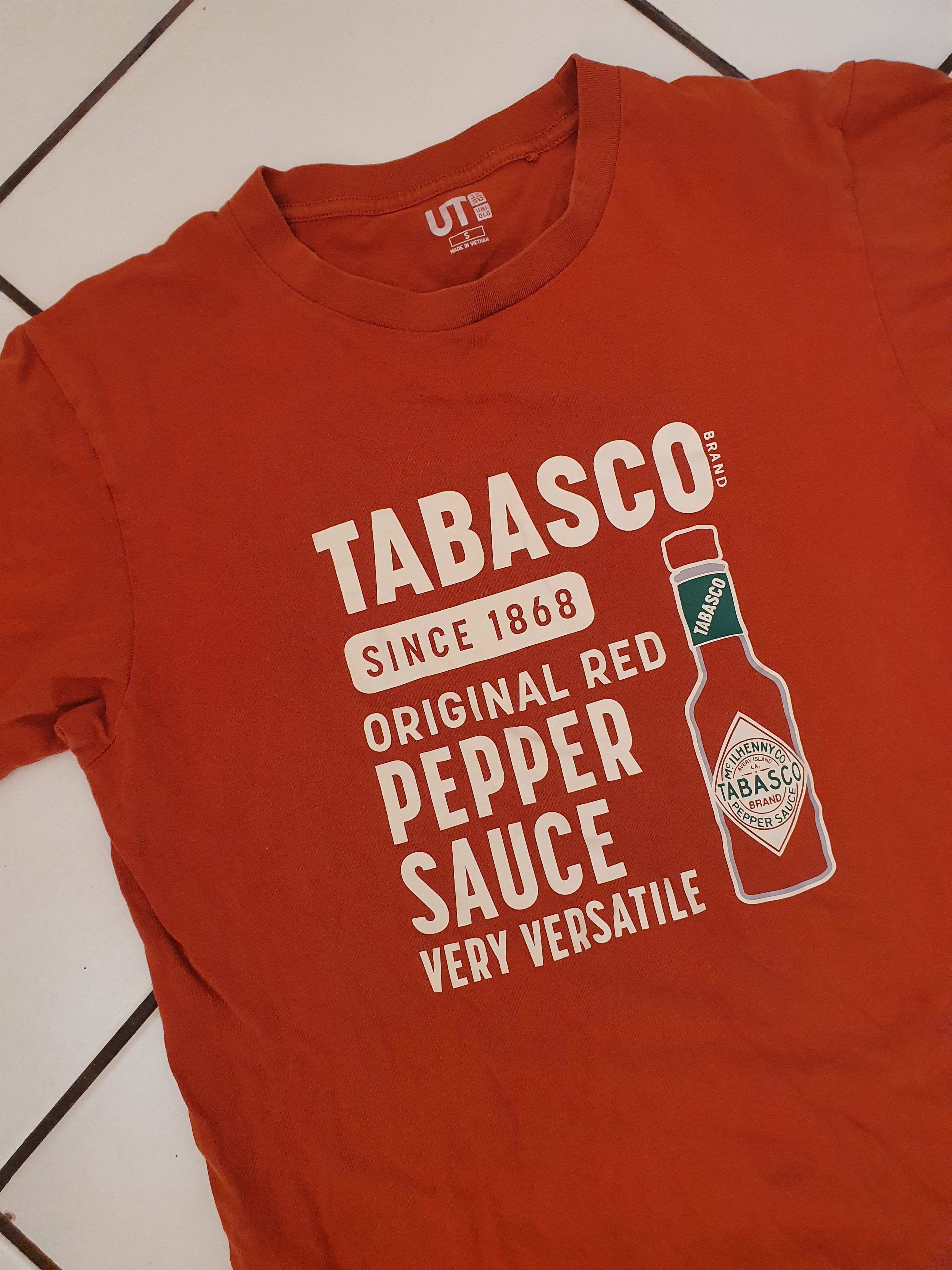 Tabasco × Uniqlo Uniqlo x Tabasco SWAG t-shirt,sz S Size US S / EU 44-46 / 1 - 1 Thumbnail