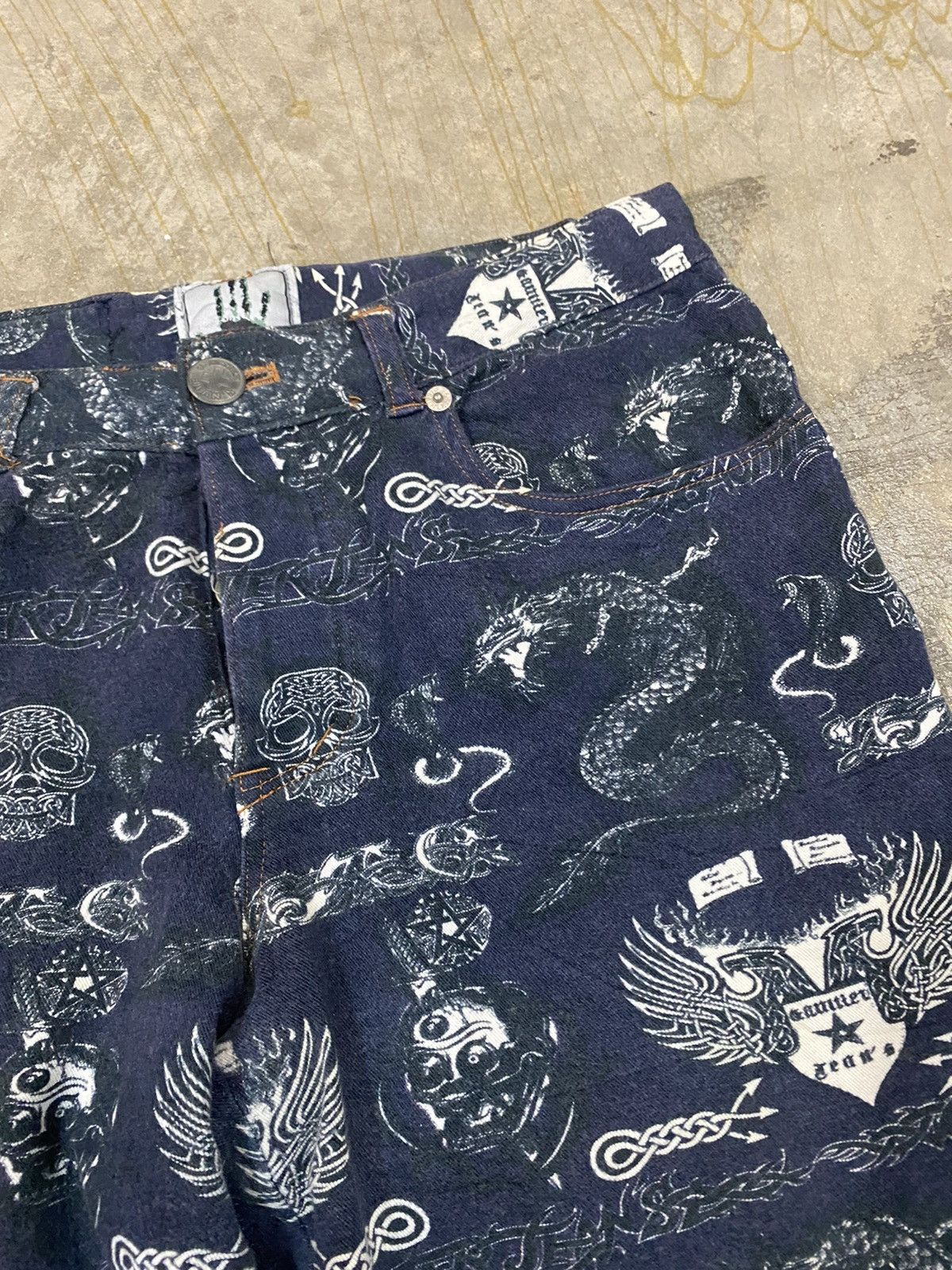 Jean Paul Gaultier AW96 Tatto Skull & Dragon crop Pants Size 28" / US 6 / IT 42 - 5 Thumbnail