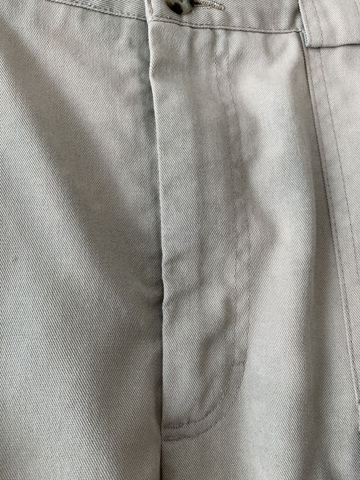 Japanese Brand Vintage Lowkey Camo Beige Shorts Size US 33 - 5 Thumbnail