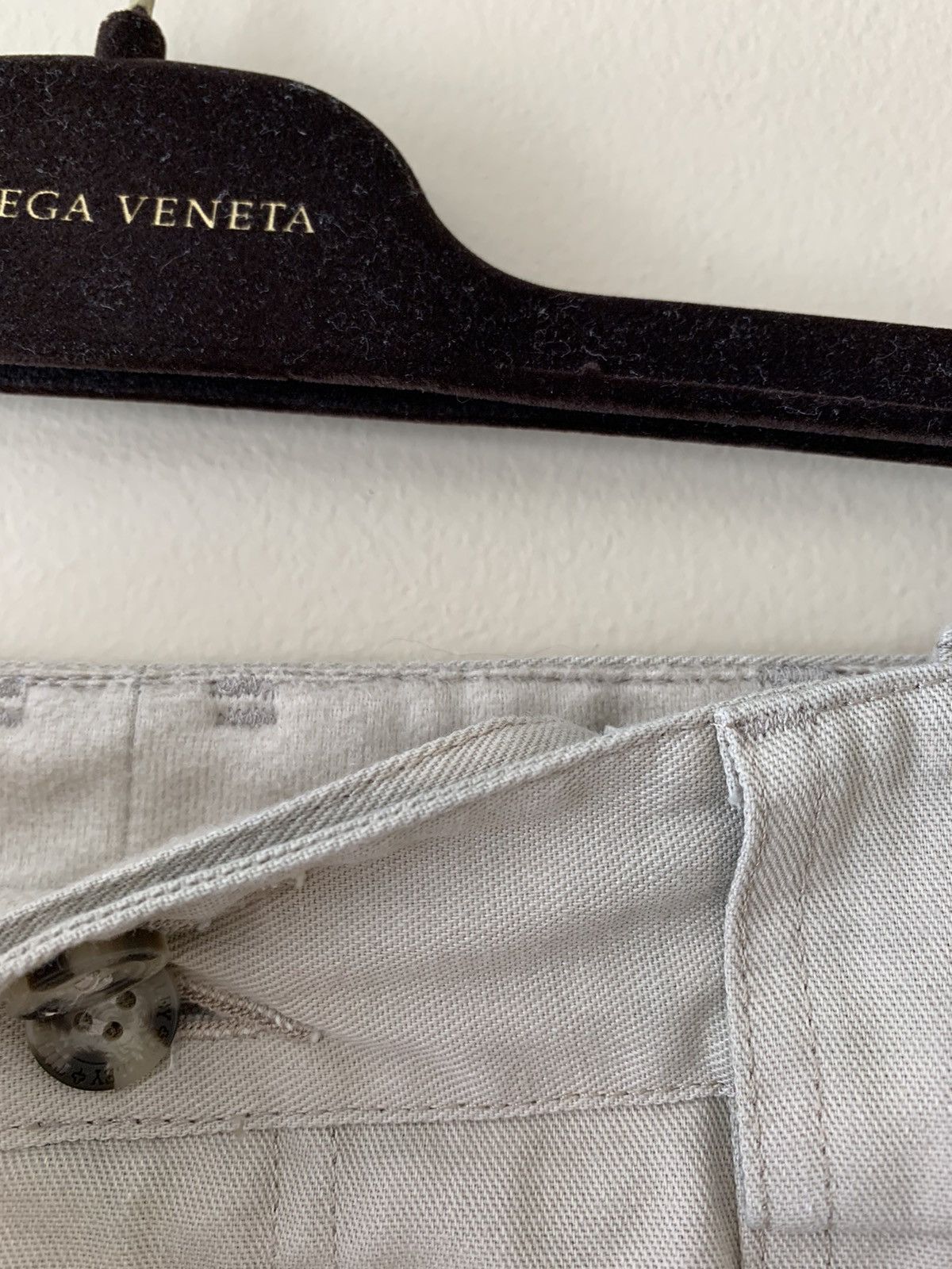 Japanese Brand Vintage Lowkey Camo Beige Shorts Size US 33 - 4 Thumbnail