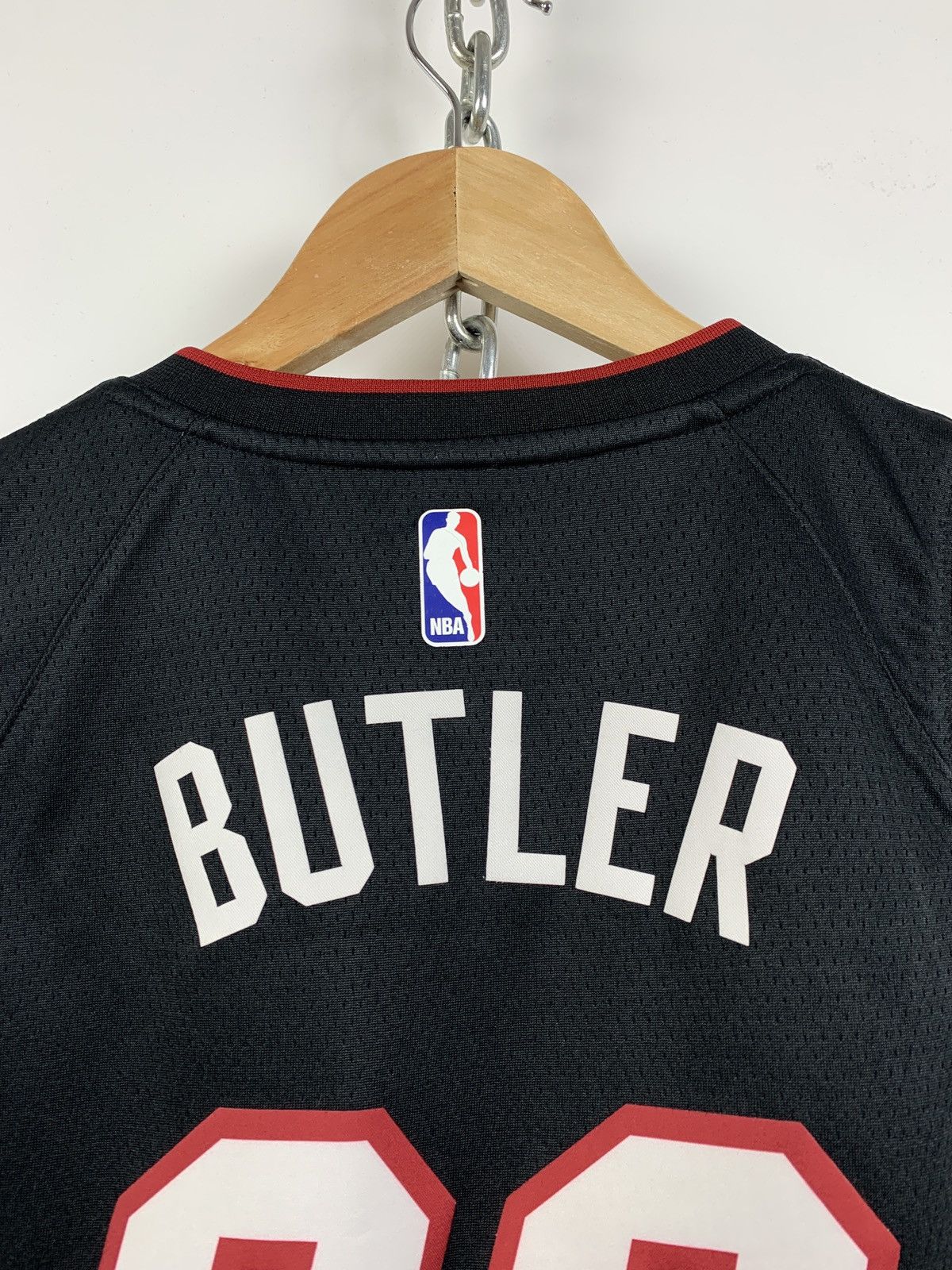 NBA Vintage Nike NBA Miami Heat 22 Butler Jersey Size US S / EU 44-46 / 1 - 6 Thumbnail