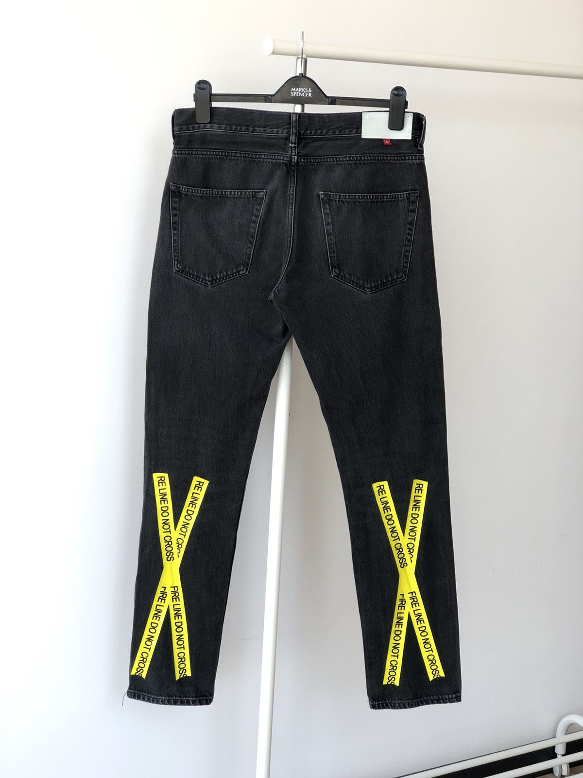 Off-White Off-White Yellow Tape Denim Jeans Size US 32 / EU 48 - 1 Thumbnail