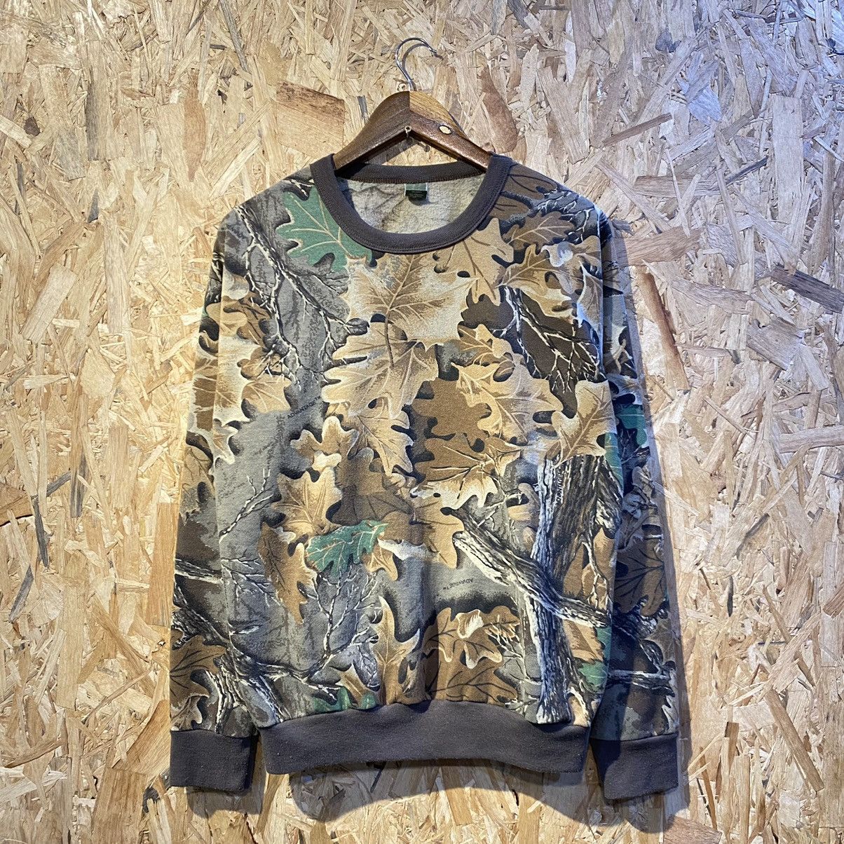 Vintage VINTAGE Camo Gear Collection Made In USA Realtree Sweatshirt Size US L / EU 52-54 / 3 - 1 Thumbnail