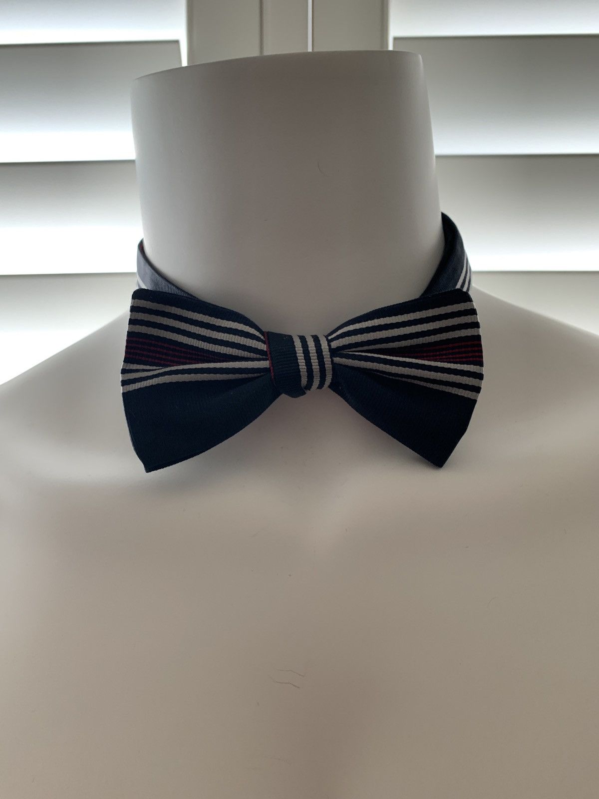 Dries Van Noten Dries Van Noten Bowtie Size ONE SIZE - 1 Thumbnail