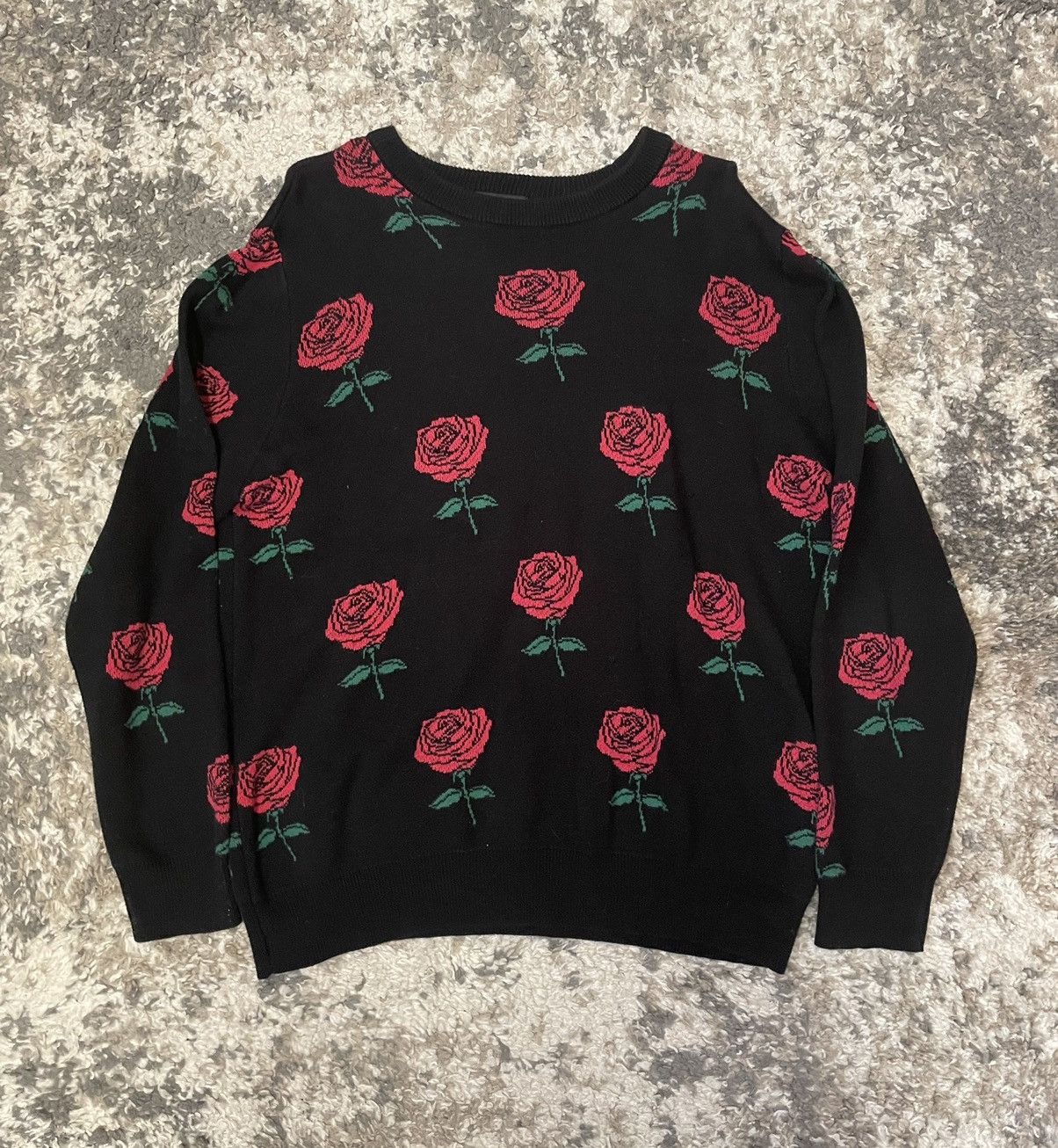 Vintage Roses All-Over Print Sweater Size US M / EU 48-50 / 2 - 1 Thumbnail