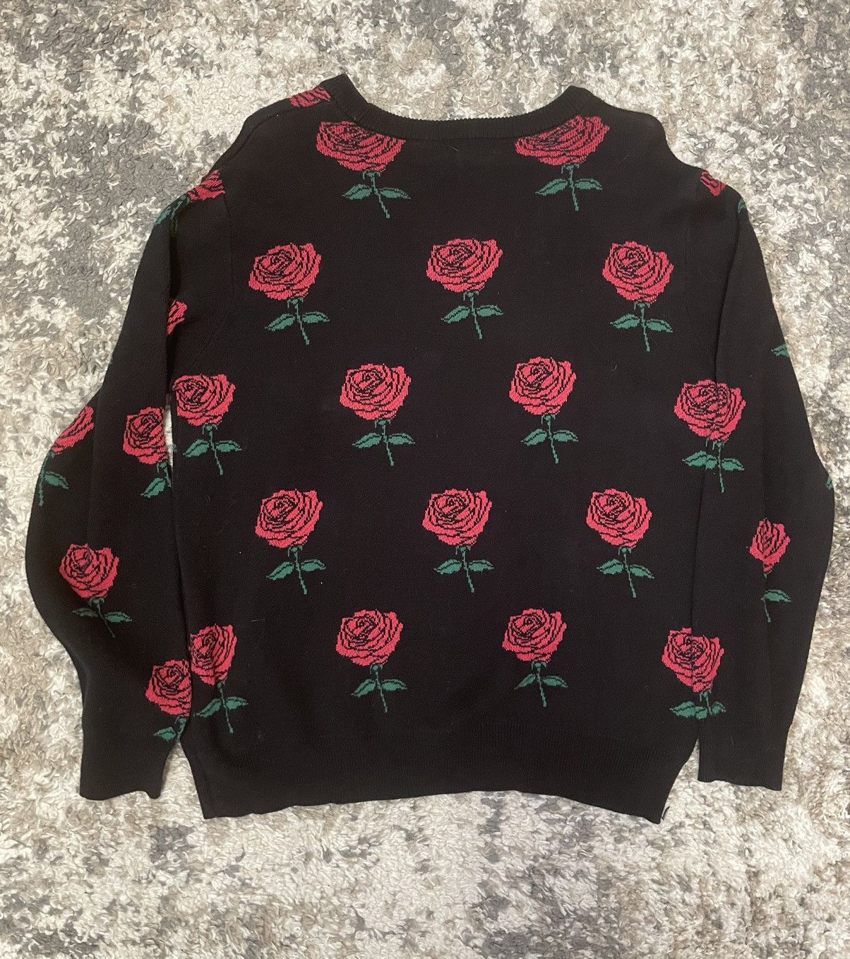 Vintage Roses All-Over Print Sweater Size US M / EU 48-50 / 2 - 2 Thumbnail