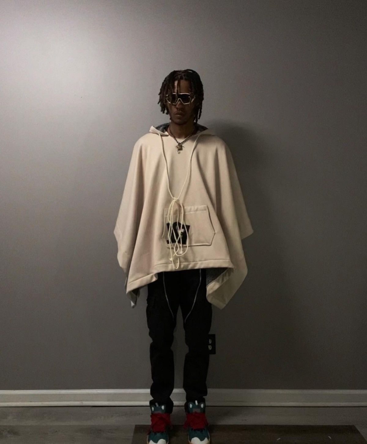 Designer × Handmade F2L hooded poncho OS Size US L / EU 52-54 / 3 - 6 Thumbnail