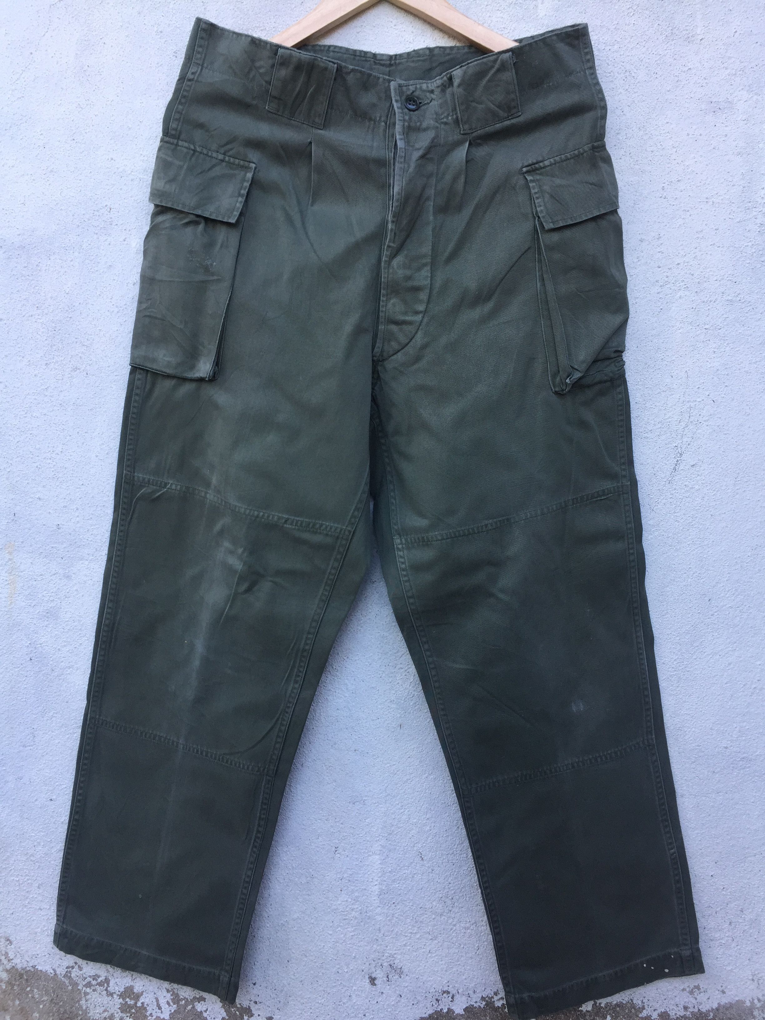 Vintage Vintage 1983 Japan Army Double Side Pocket Pant Size US 32 / EU 48 - 1 Thumbnail