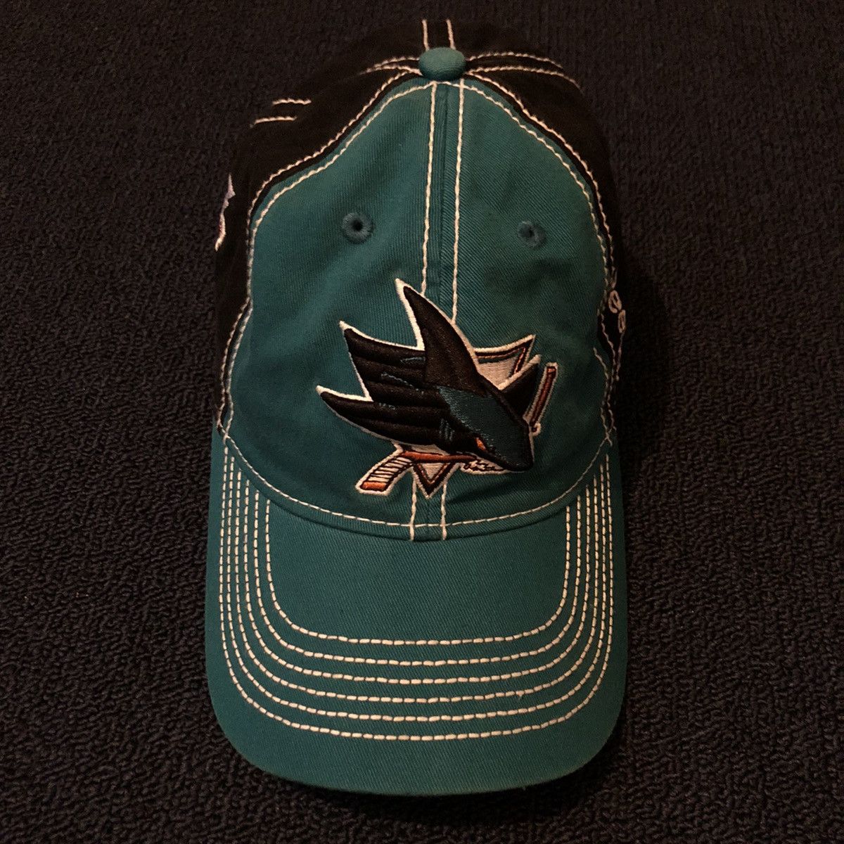 NHL Vintage 2000s San Jose Sharks Reebok Contrast Stitch Hat Size ONE SIZE - 2 Thumbnail