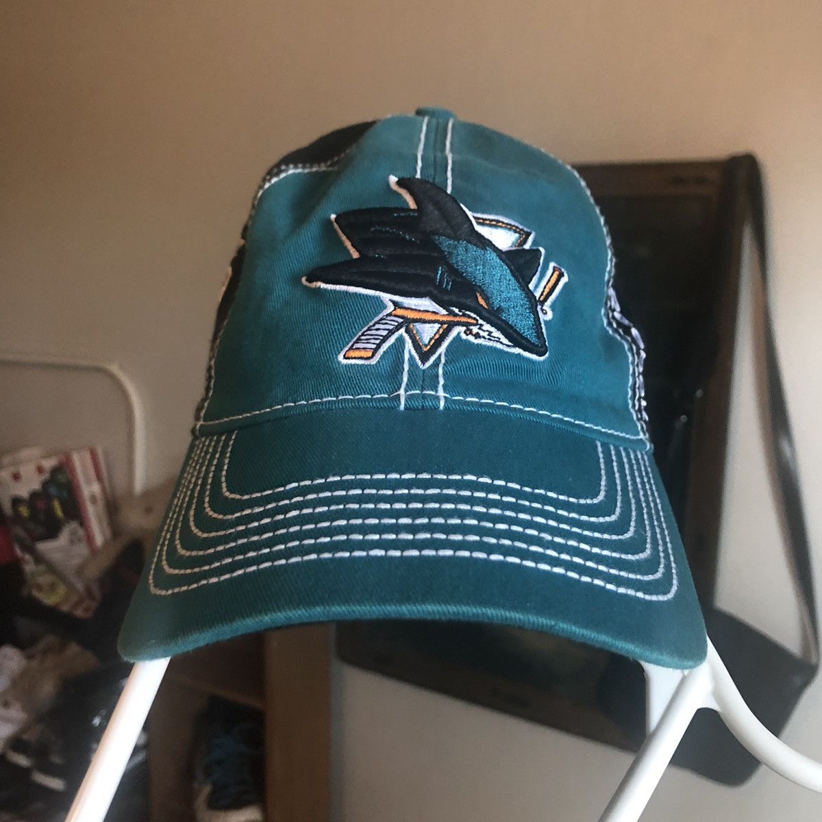 NHL Vintage 2000s San Jose Sharks Reebok Contrast Stitch Hat Size ONE SIZE - 1 Thumbnail