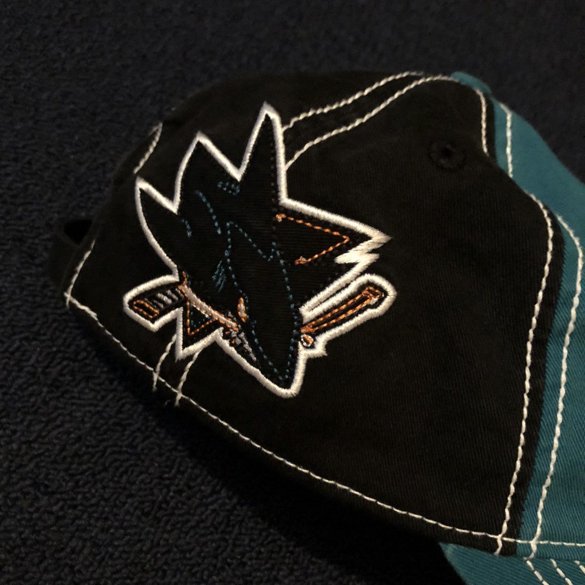NHL Vintage 2000s San Jose Sharks Reebok Contrast Stitch Hat Size ONE SIZE - 5 Thumbnail