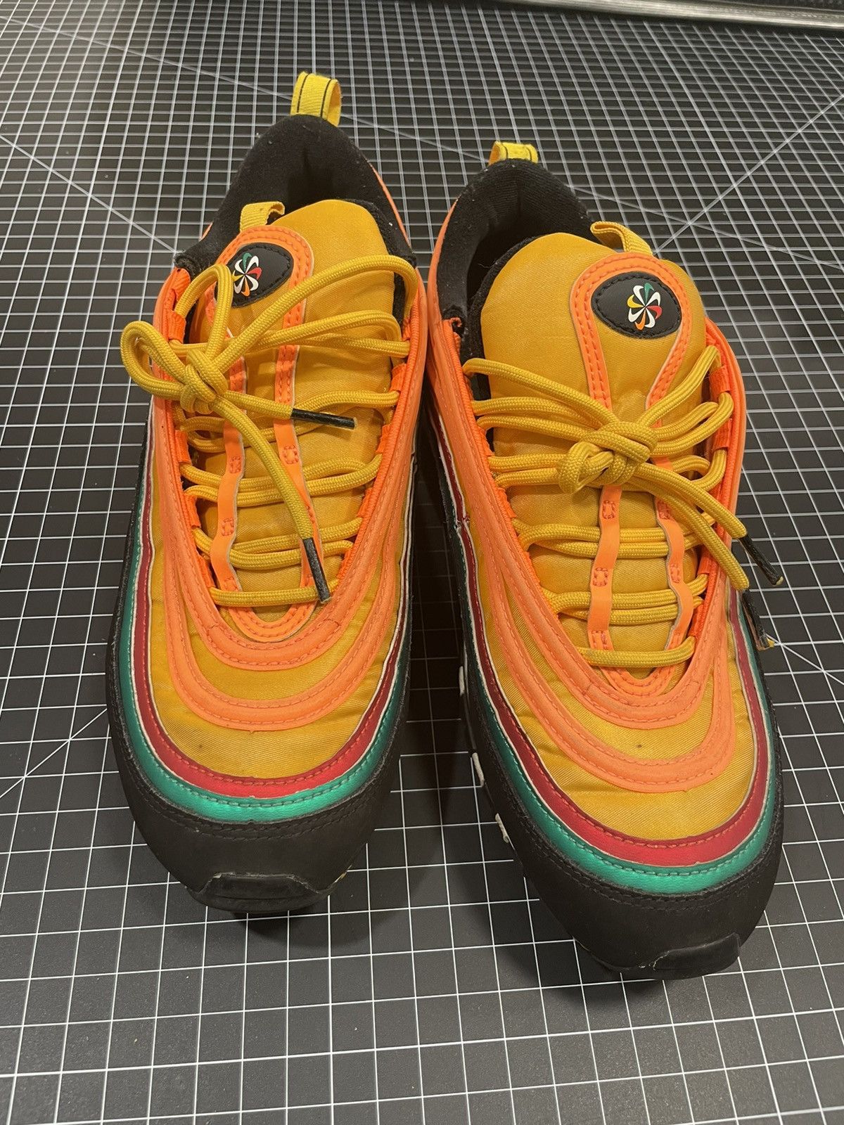 Nike Nike Air Max 97 Size US 9.5 / EU 42-43 - 3 Thumbnail