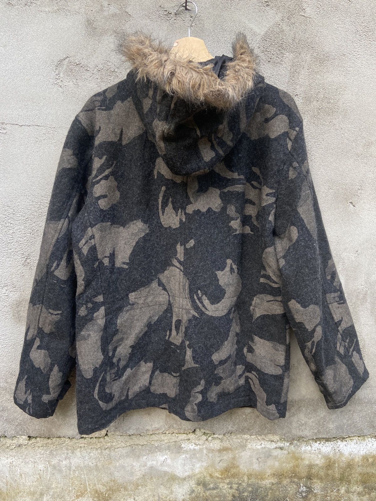 Japanese Brand Vintage Evolution Fur Hoodie Wool Camo Parka Jacket Size US L / EU 52-54 / 3 - 2 Thumbnail