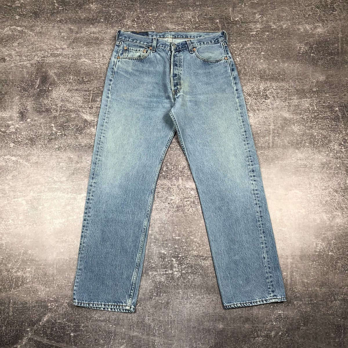 Levi's × Levi's Vintage Clothing × Vintage Vintage 90s Levi’s 501 Blue Jeans Made in USA Size US 34 / EU 50 - 4 Thumbnail