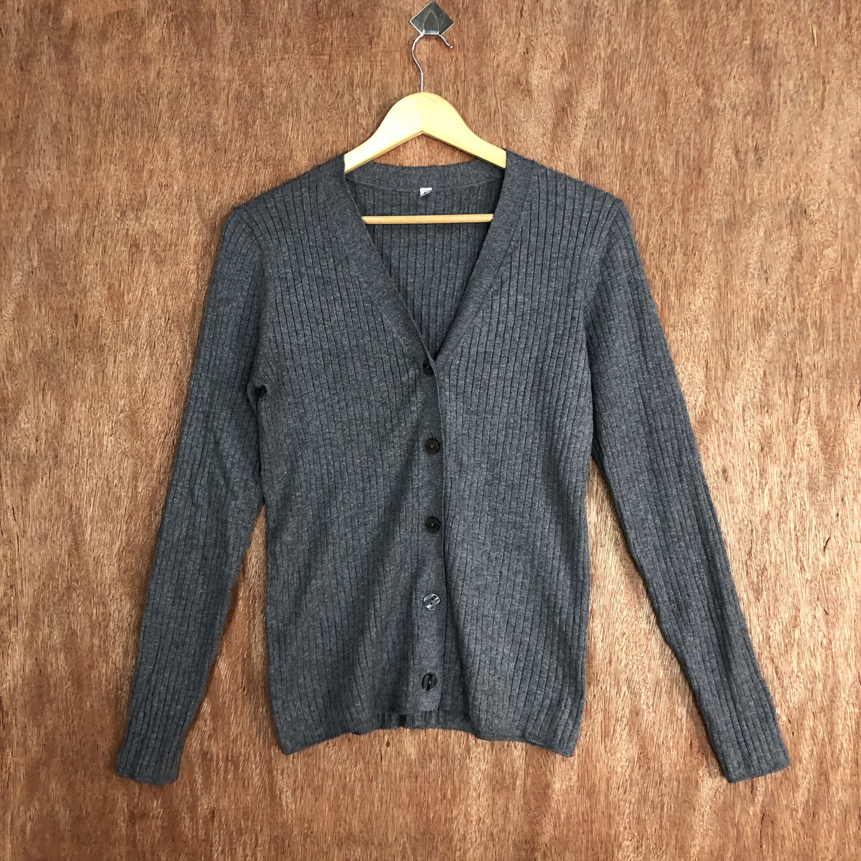 Japanese Brand Japan Brand Grey Cardigan knitwear vintage #6057 Size US M / EU 48-50 / 2 - 3 Thumbnail