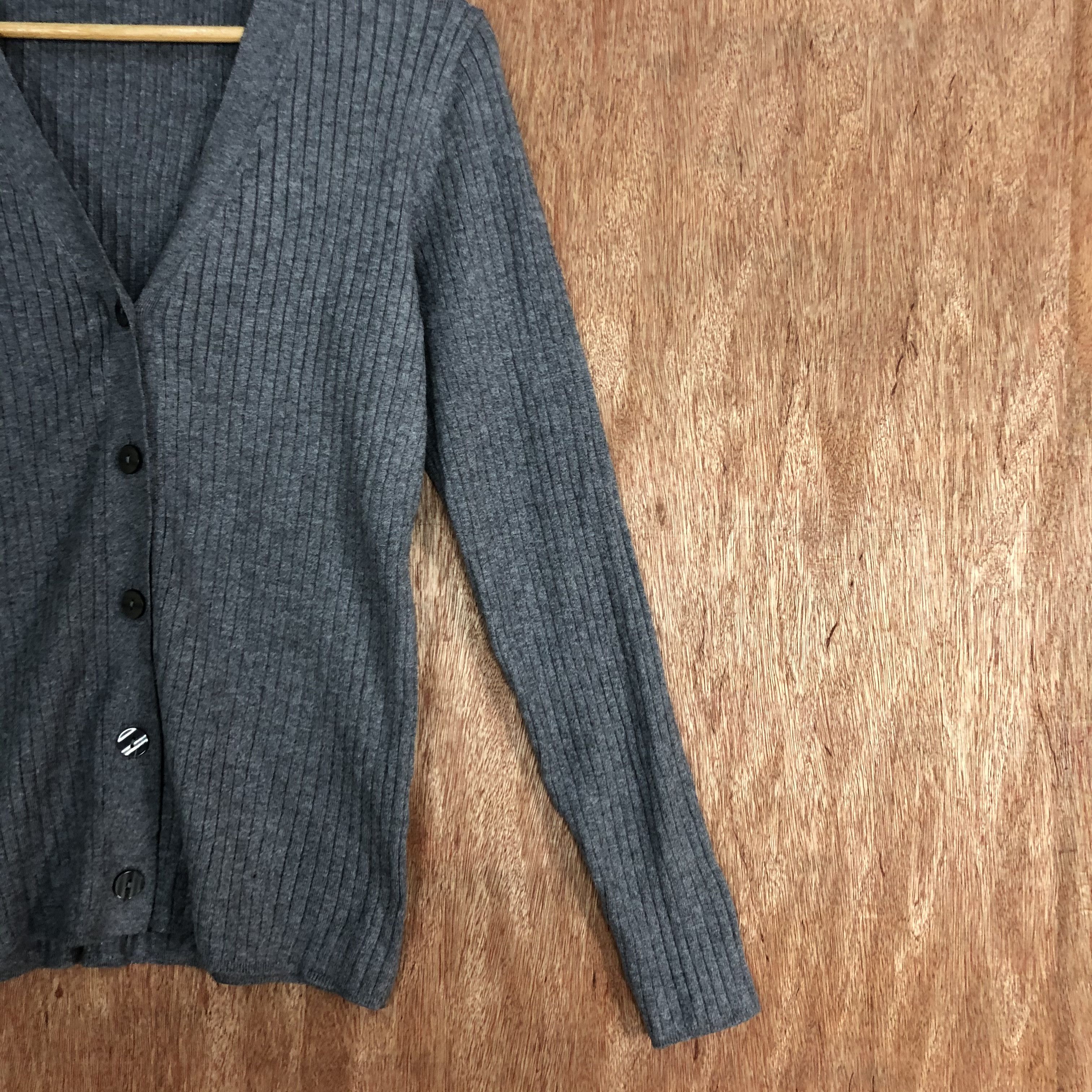 Japanese Brand Japan Brand Grey Cardigan knitwear vintage #6057 Size US M / EU 48-50 / 2 - 5 Thumbnail
